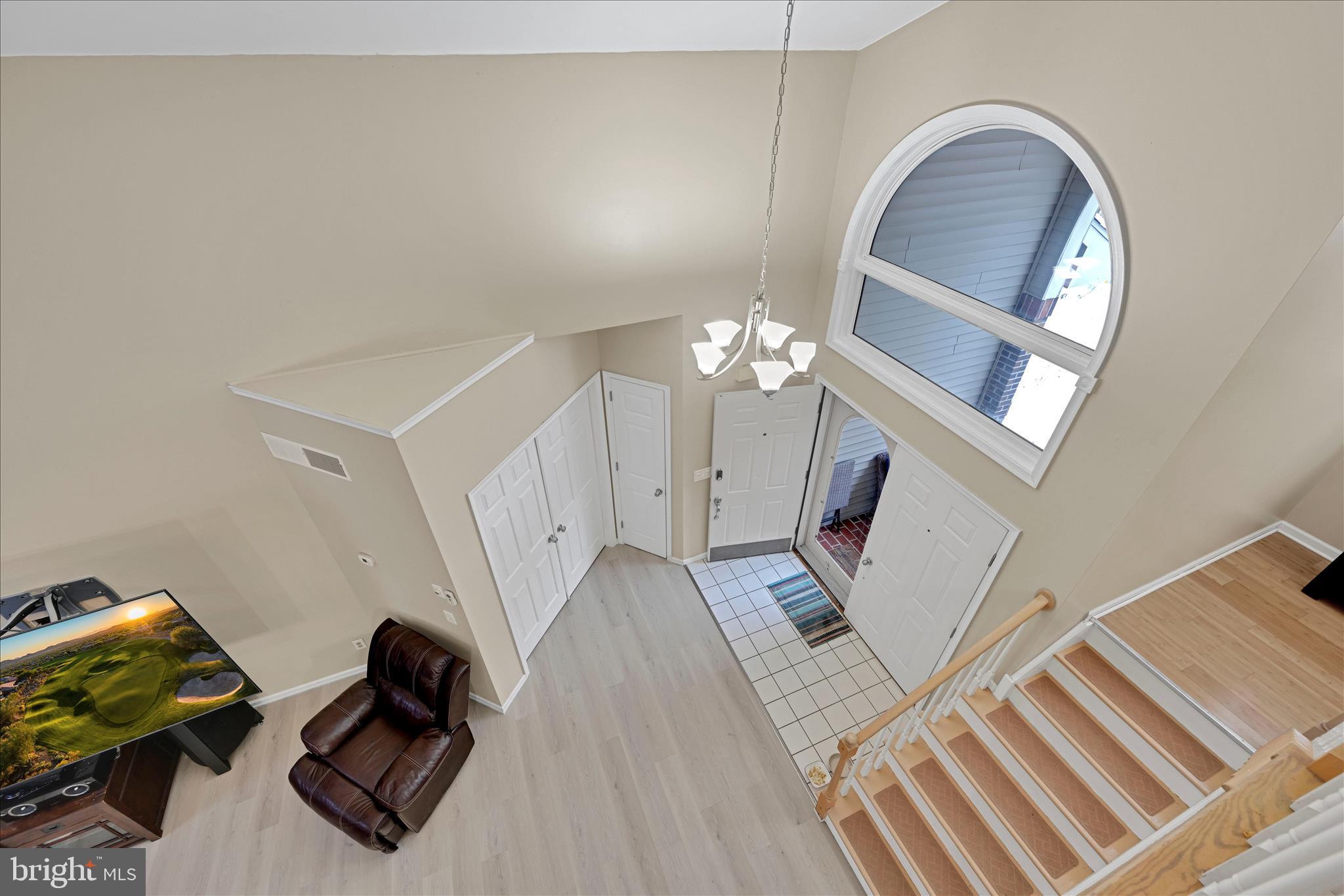 CREEKSIDE - Residential