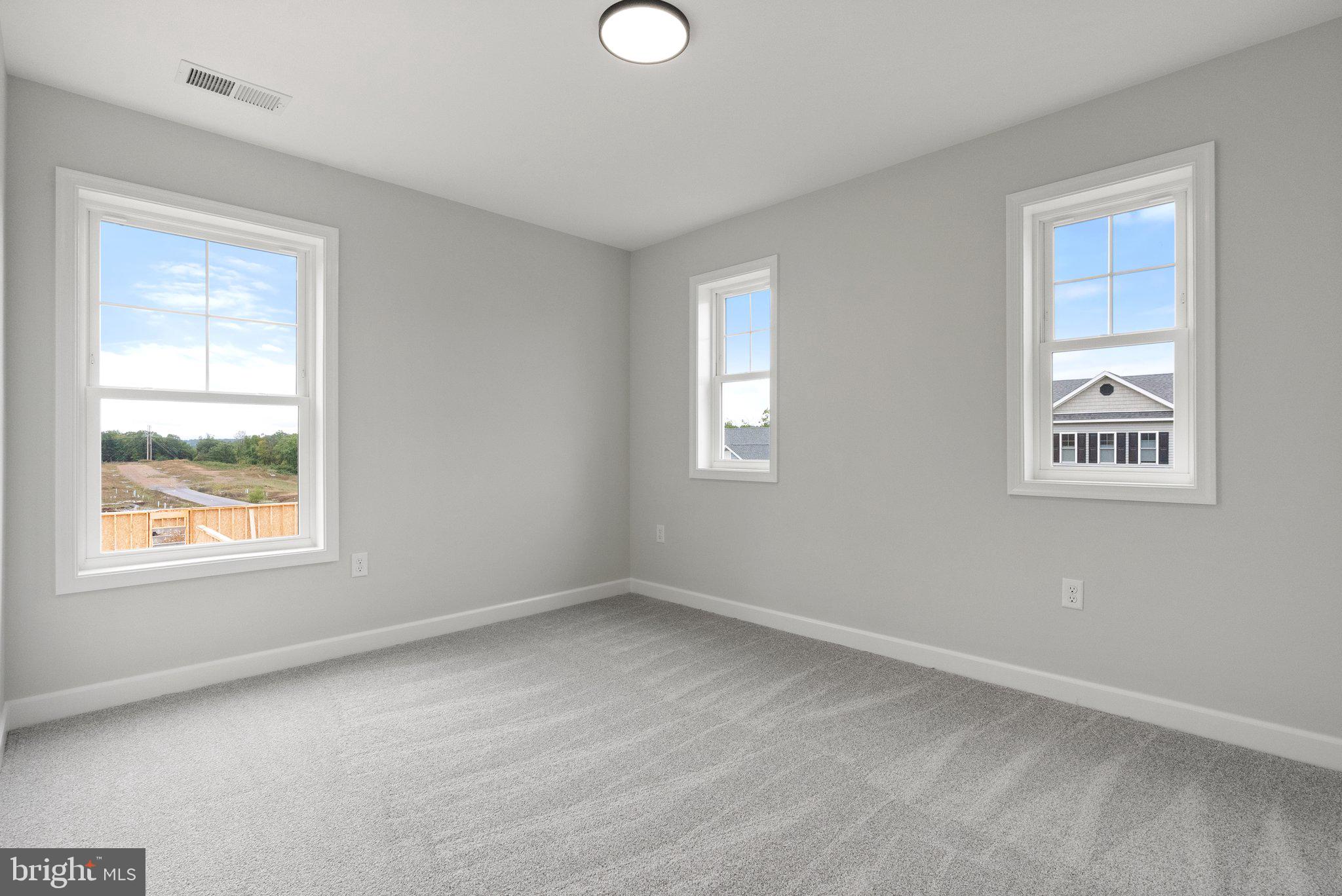 MIDDLE CREEK VISTAS - Residential