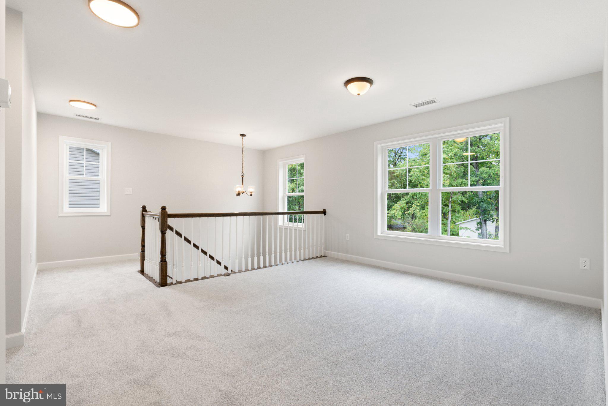 MIDDLE CREEK VISTAS - Residential