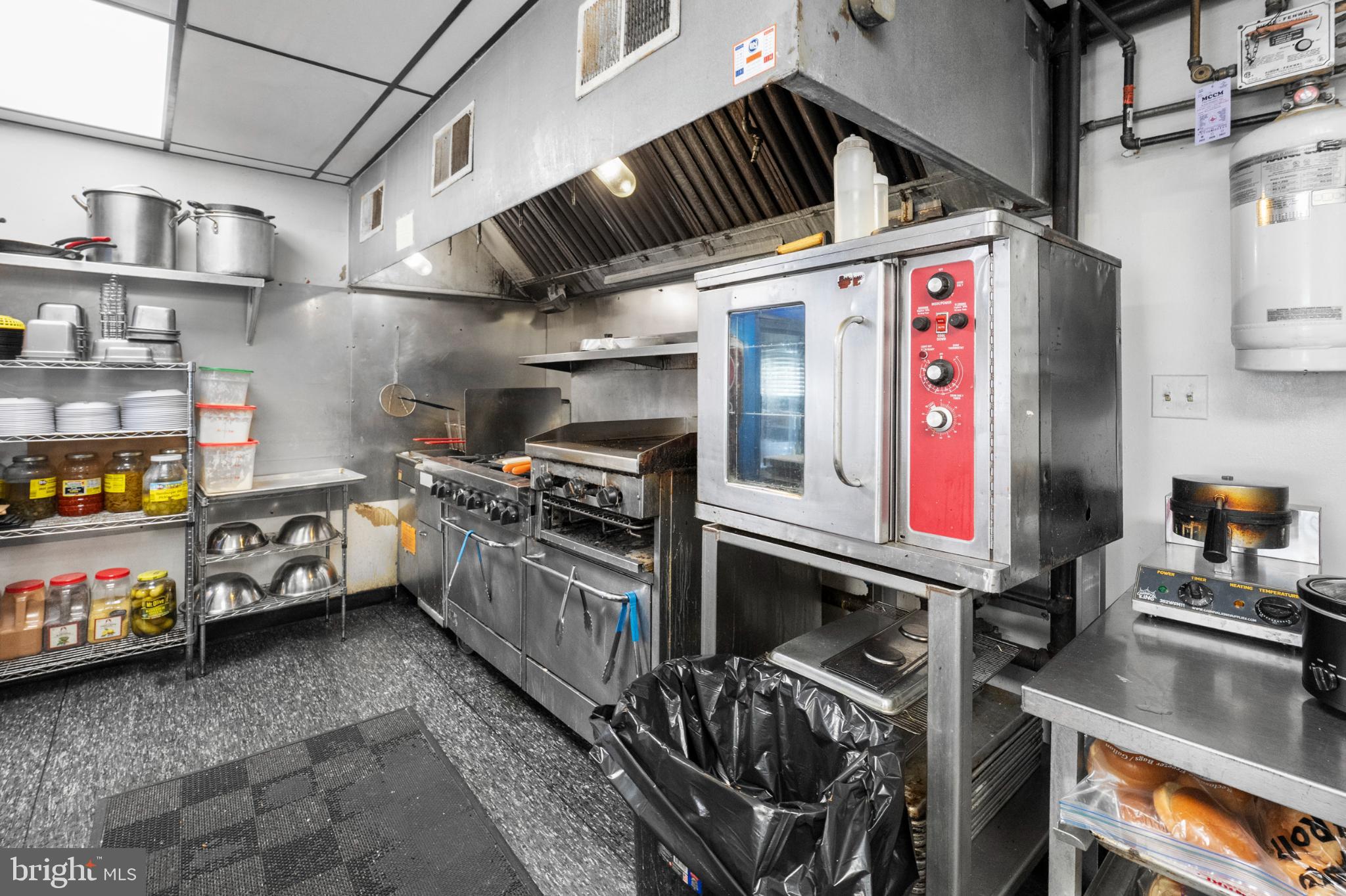 PIGTOWN HISTORIC DISTRICT - Commercial Sale