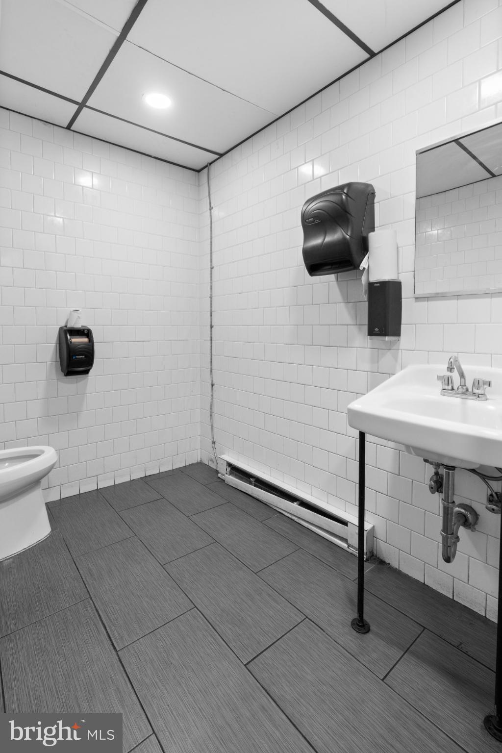 PIGTOWN HISTORIC DISTRICT - Commercial Sale