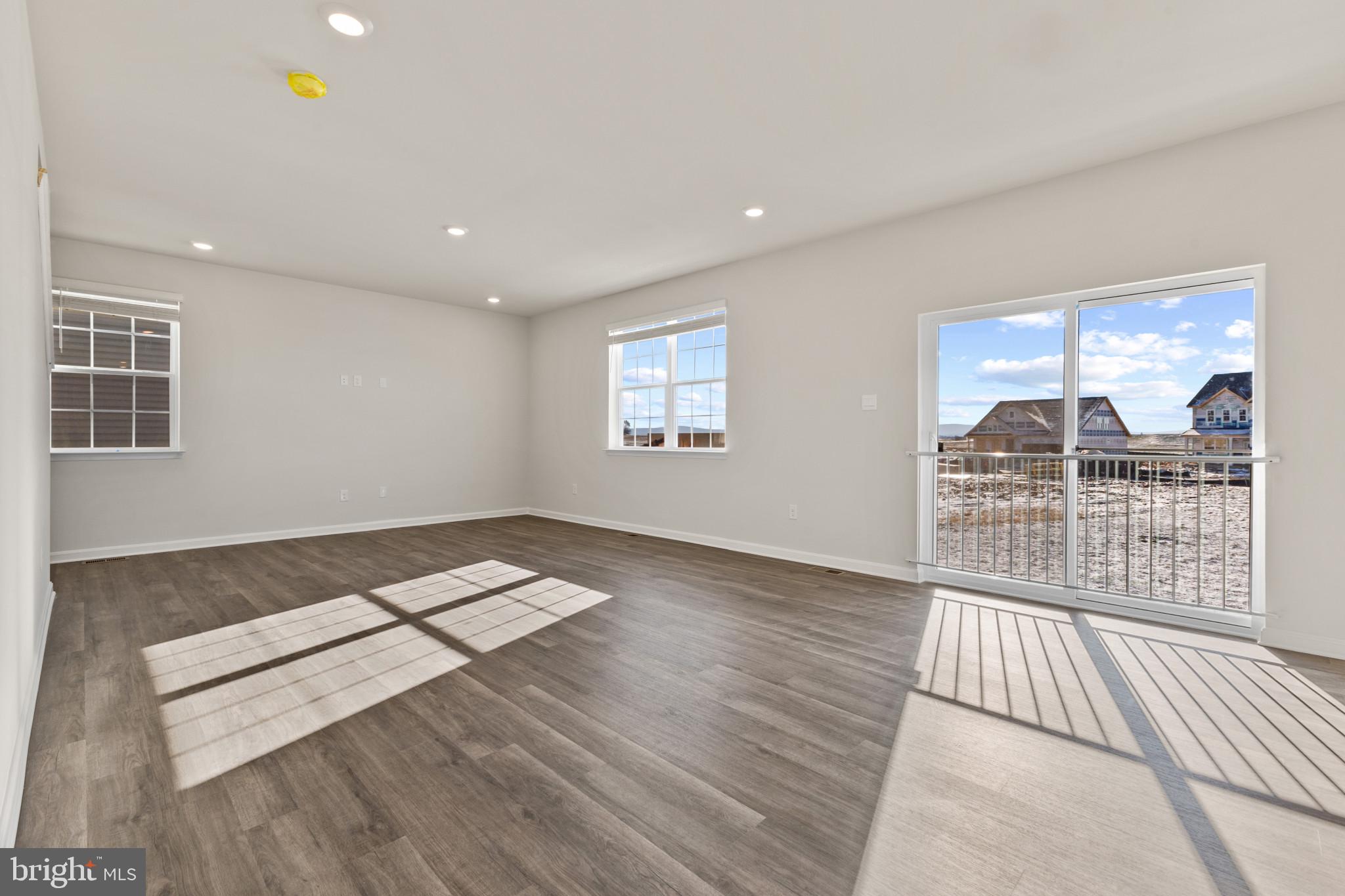 STONECREST - Residential