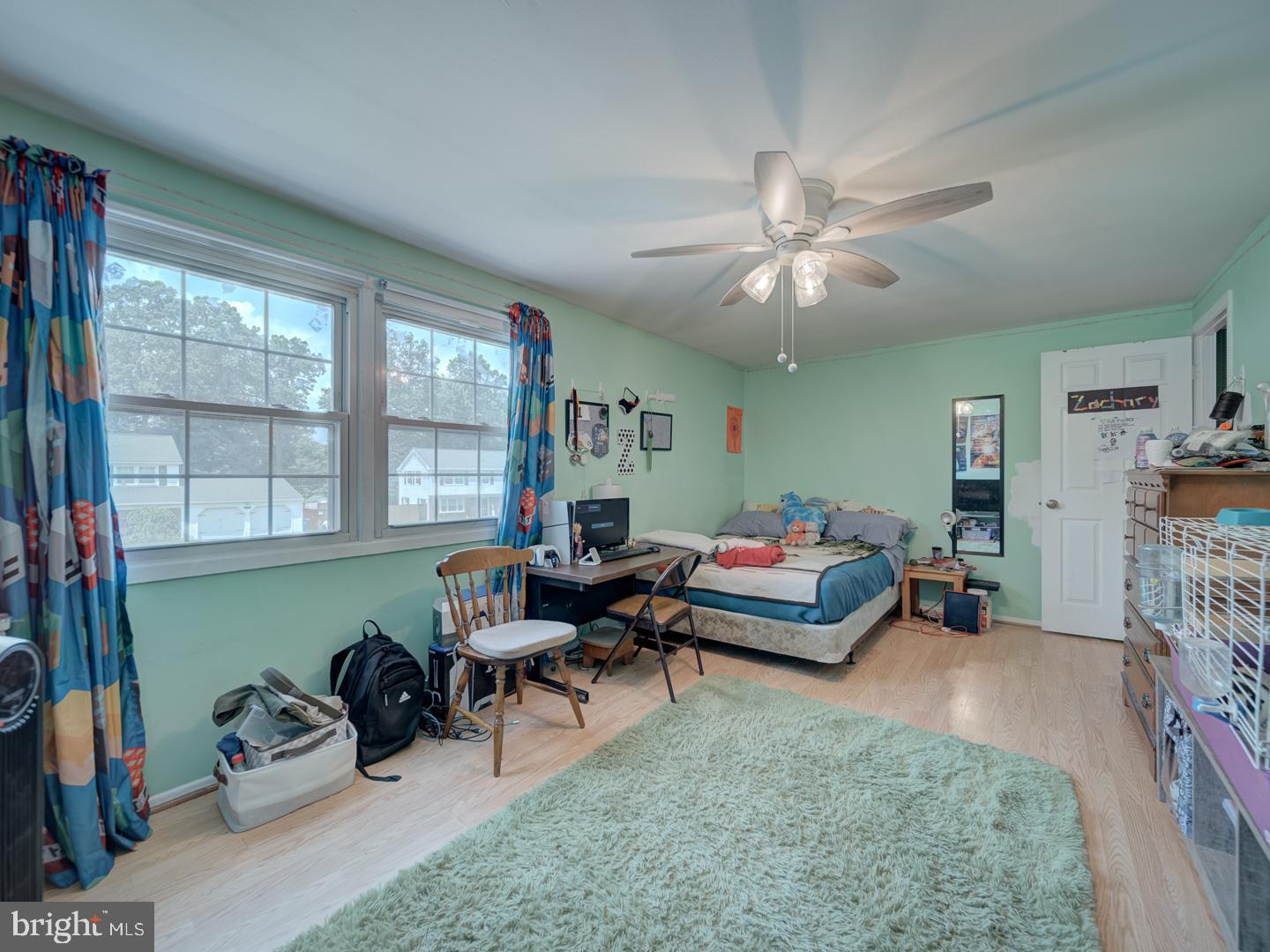 KENILWORTH - Residential