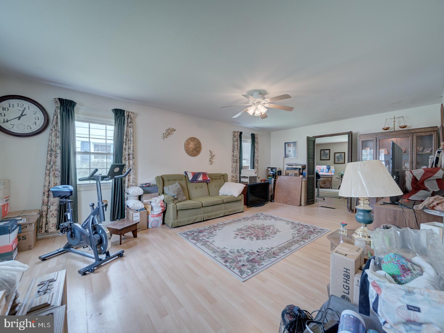 KENILWORTH - Residential