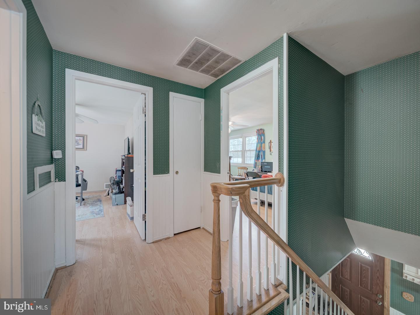 KENILWORTH - Residential