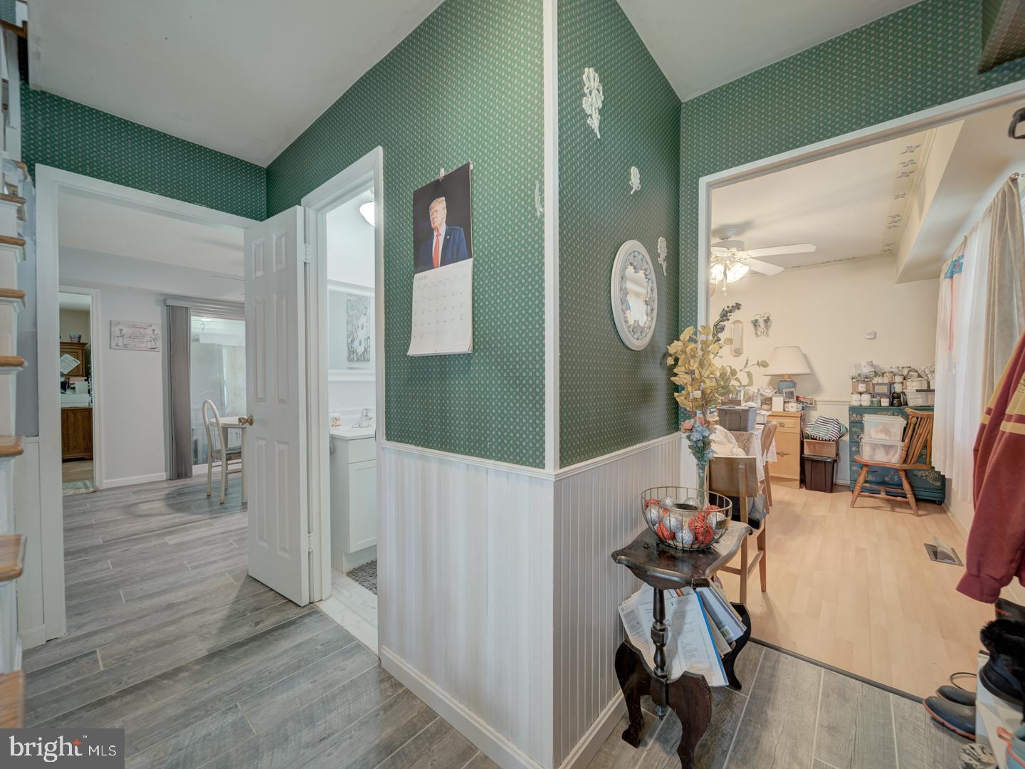 KENILWORTH - Residential