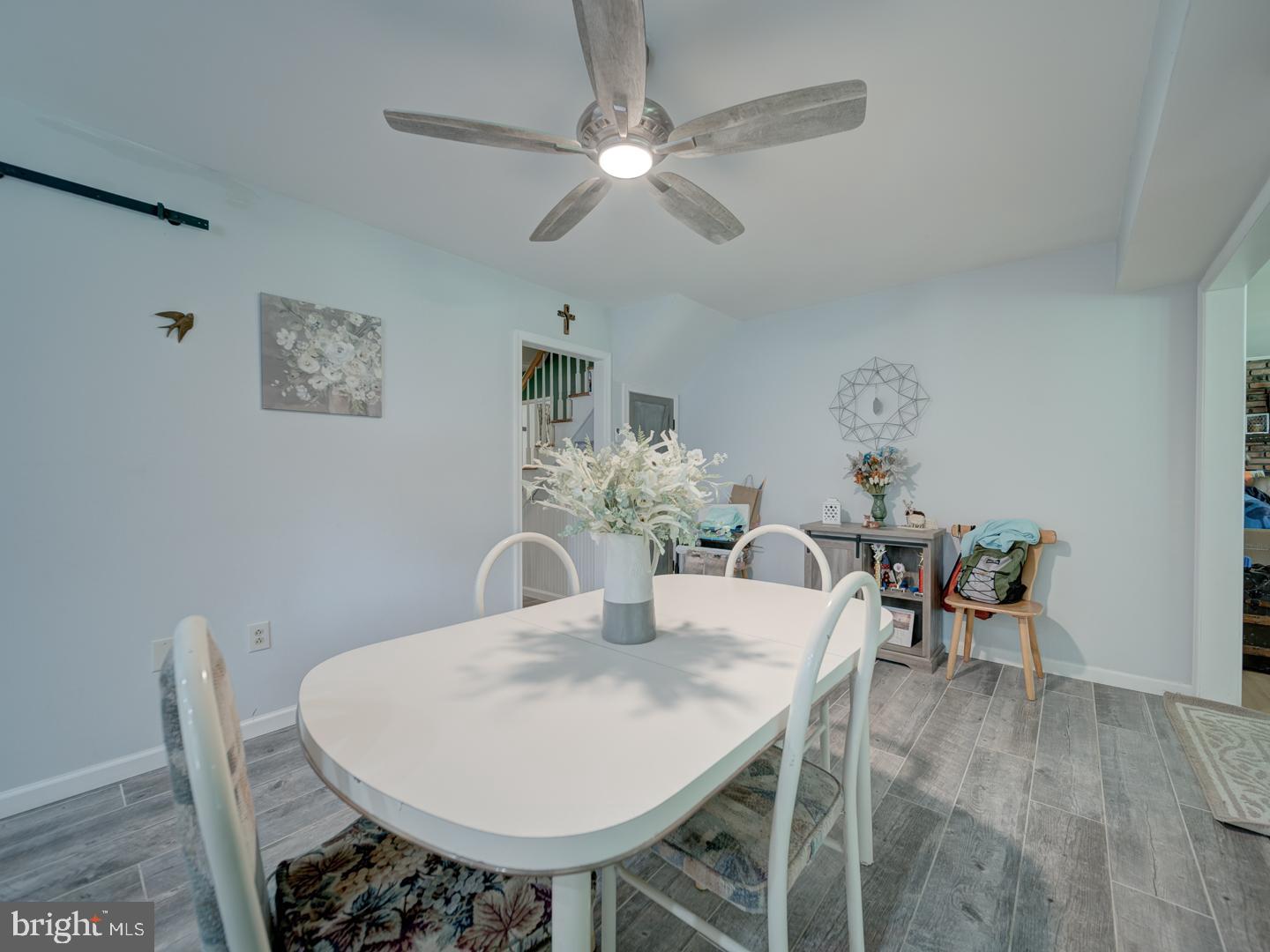 KENILWORTH - Residential