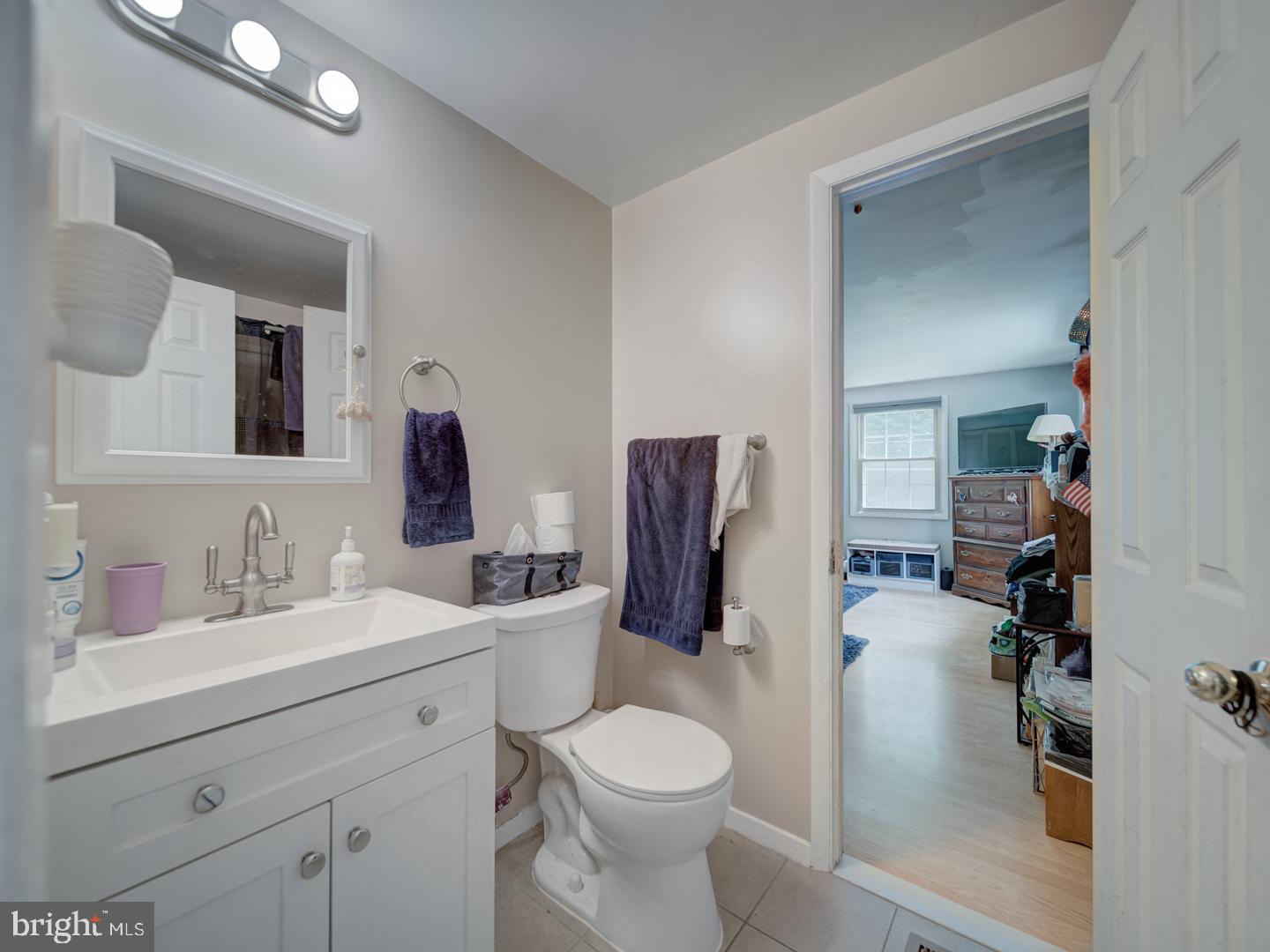 KENILWORTH - Residential