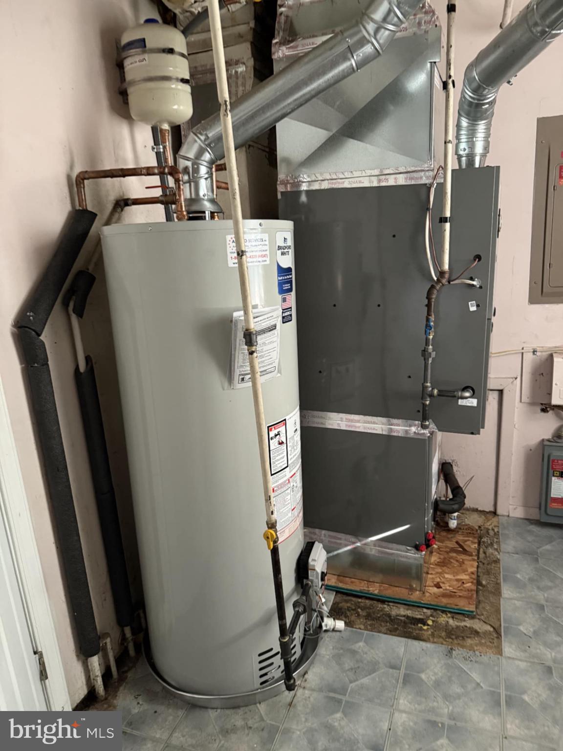 KENILWORTH - Residential