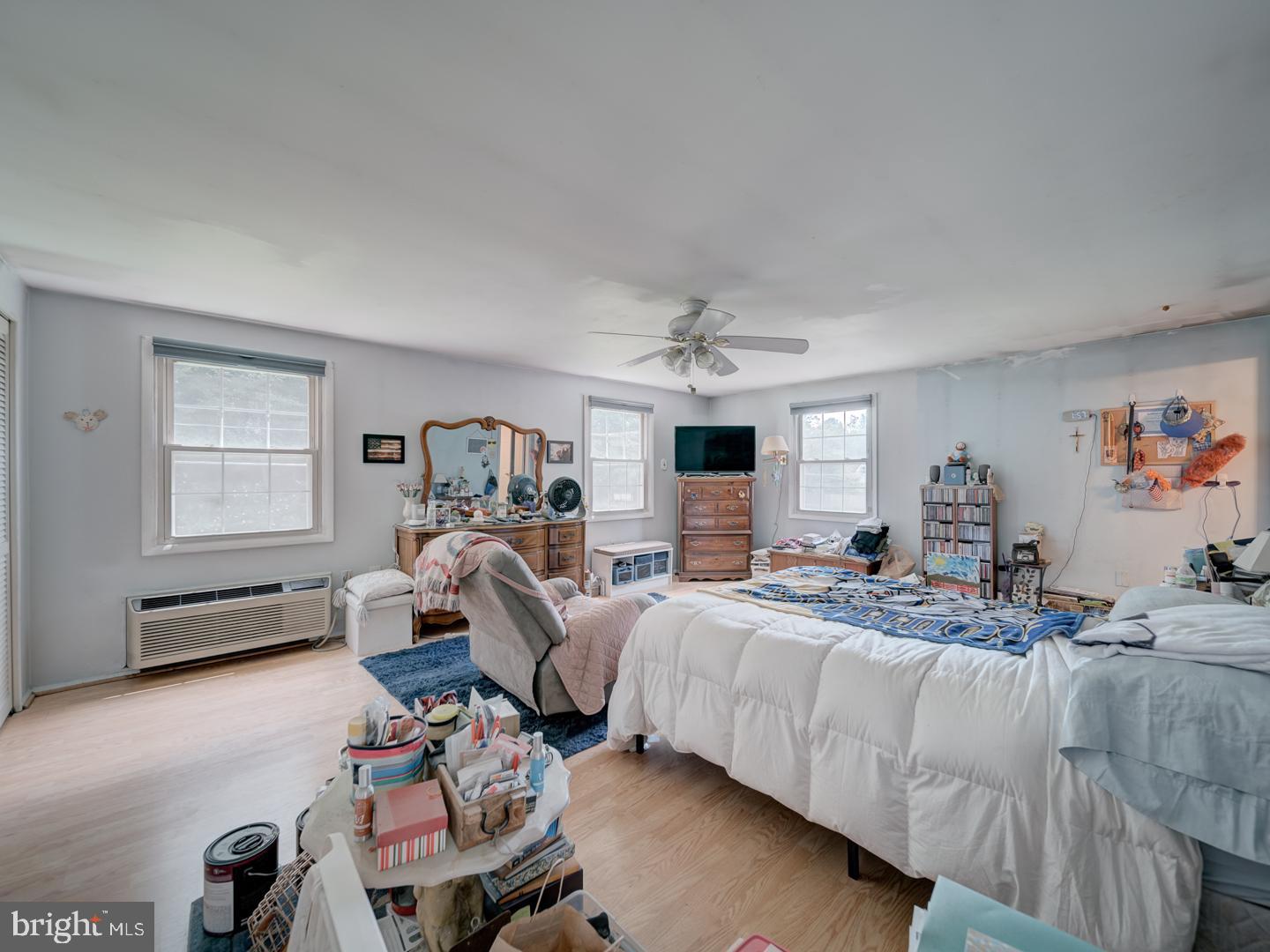 KENILWORTH - Residential