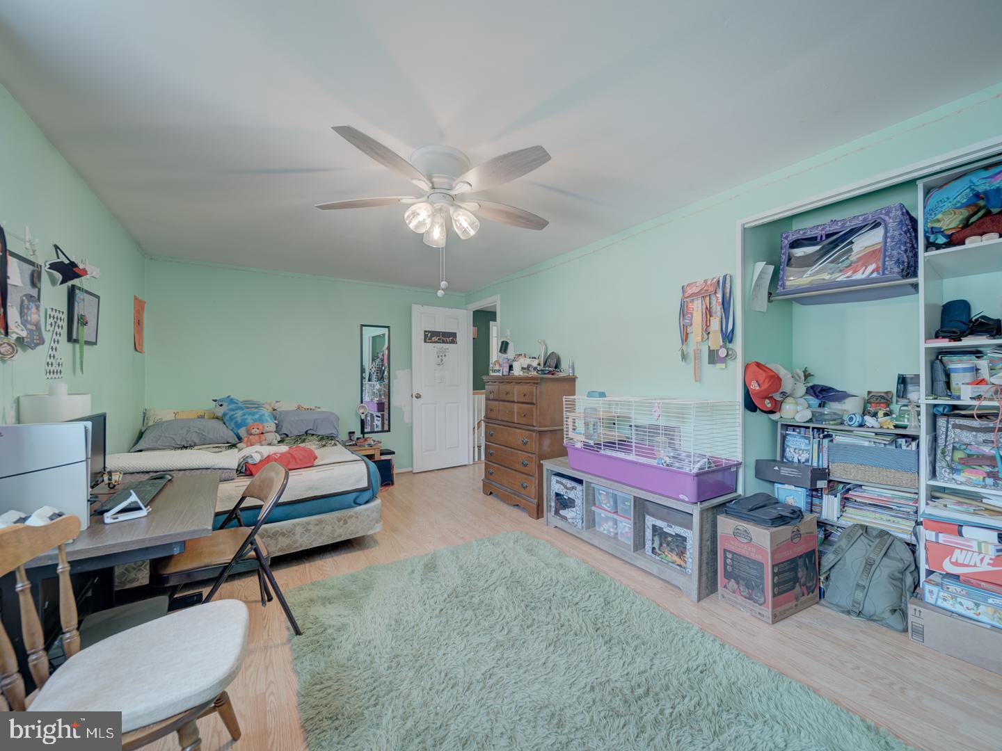 KENILWORTH - Residential