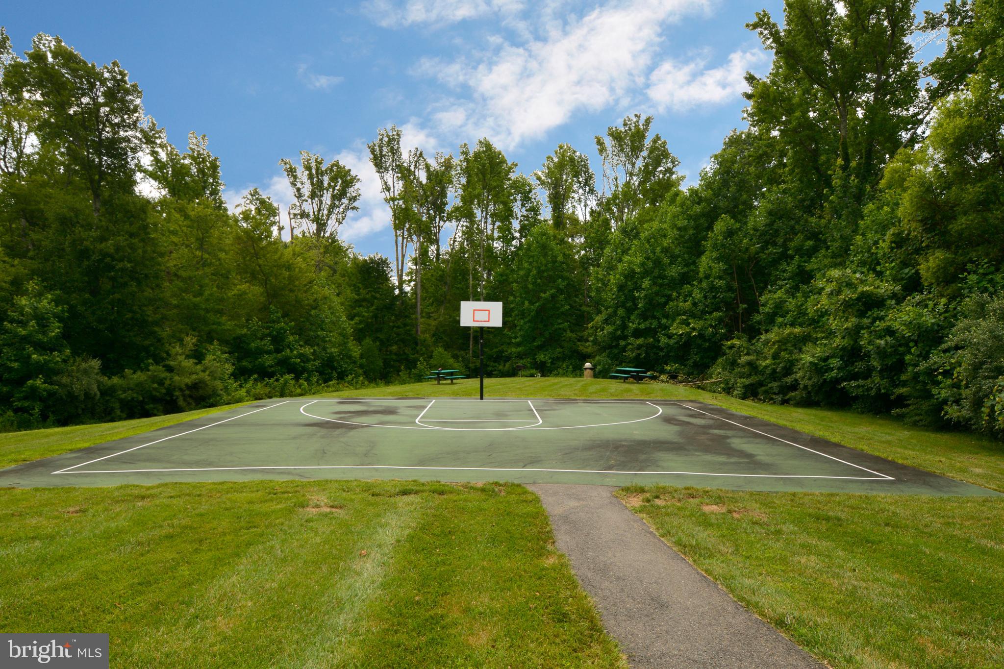 STAFFORD LAKES - Residential