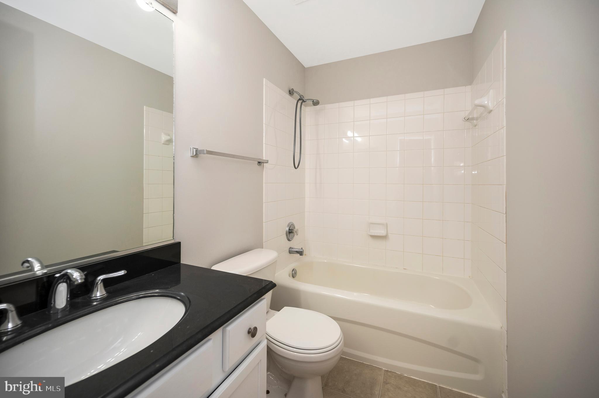 STAFFORD LAKES - Residential