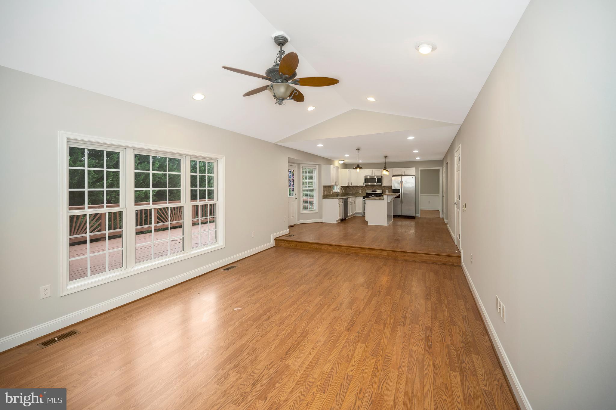 STAFFORD LAKES - Residential