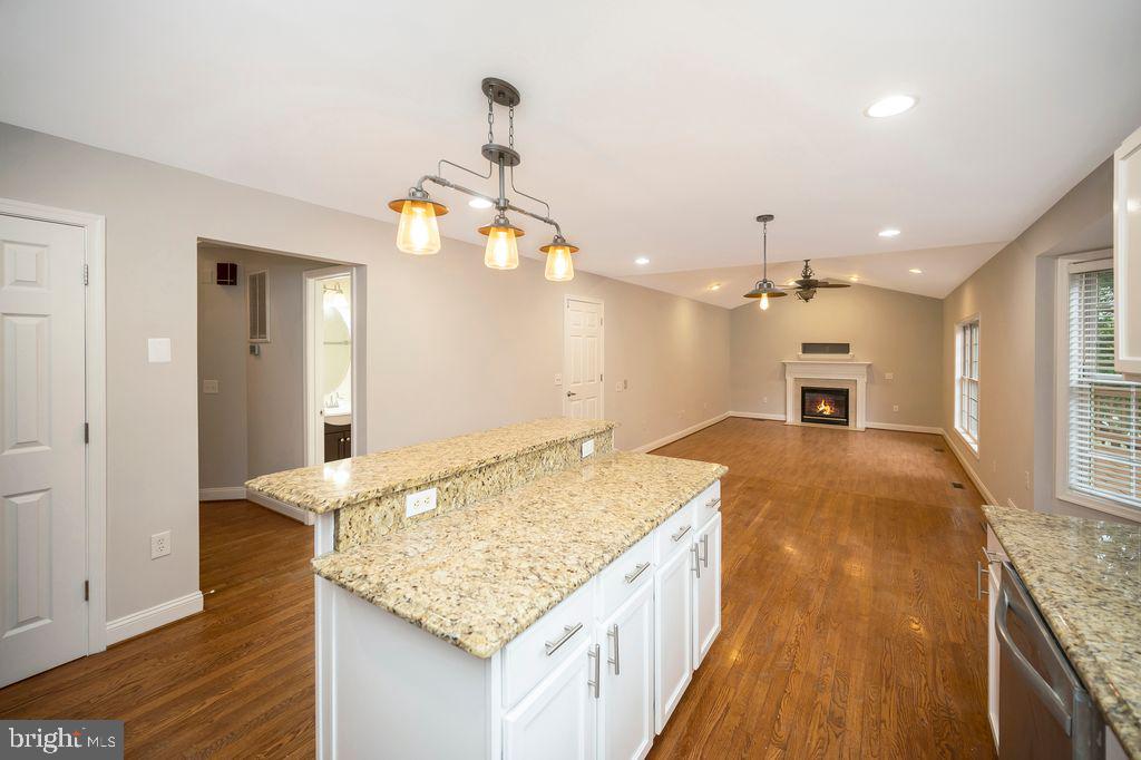 STAFFORD LAKES - Residential