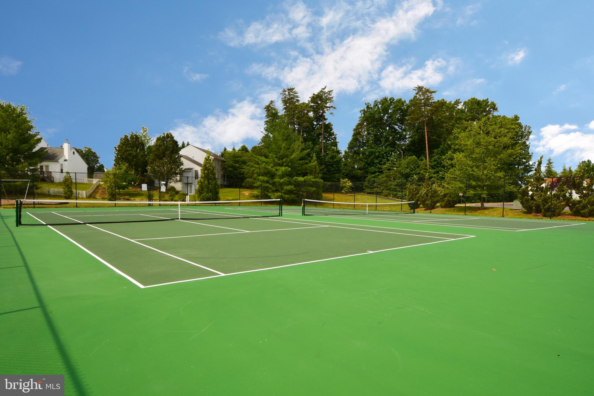 STAFFORD LAKES - Residential