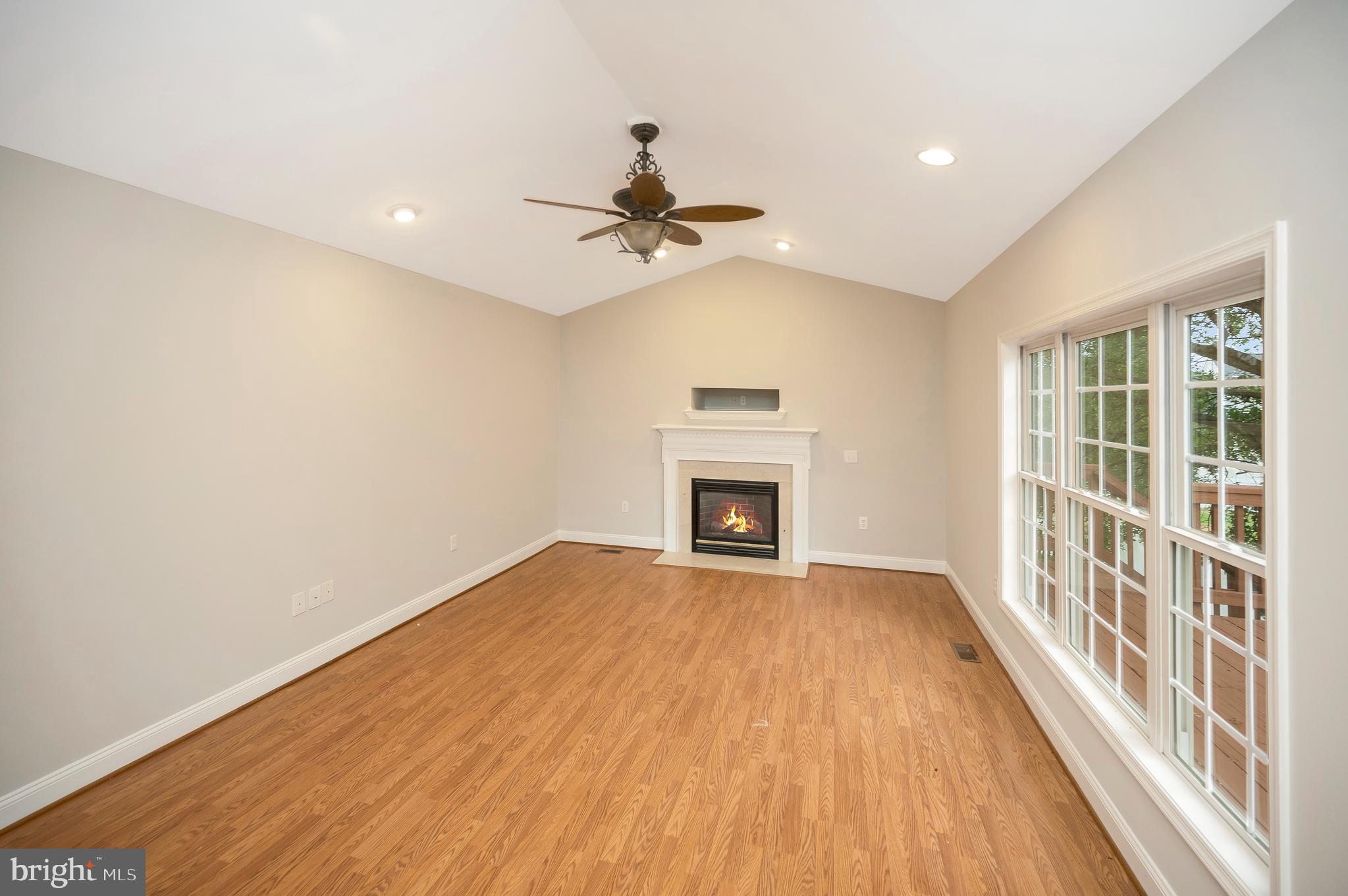 STAFFORD LAKES - Residential