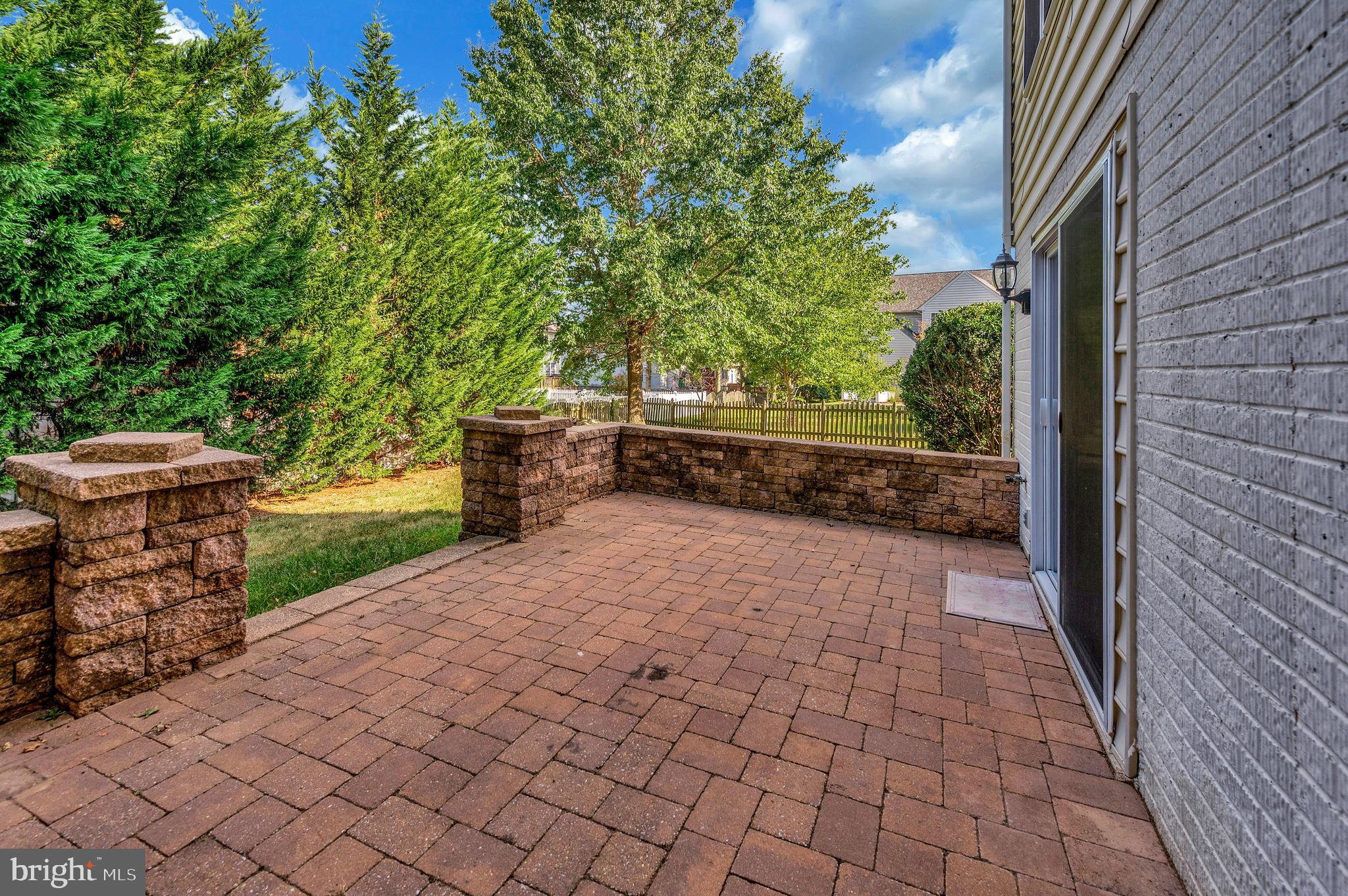 STAFFORD LAKES - Residential