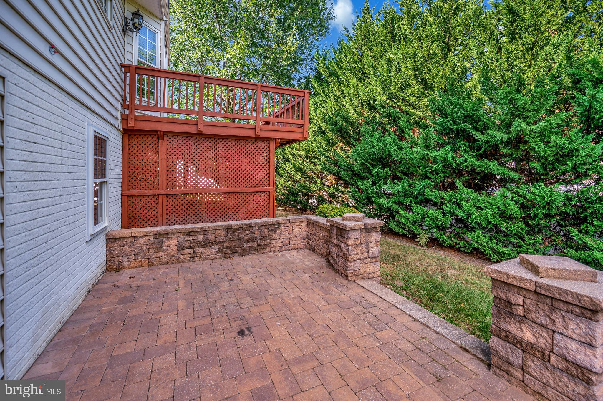 STAFFORD LAKES - Residential