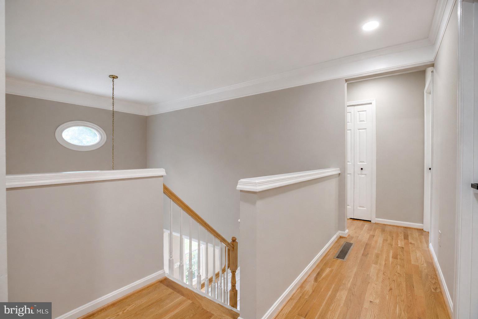 CROSSPOINTE - Residential