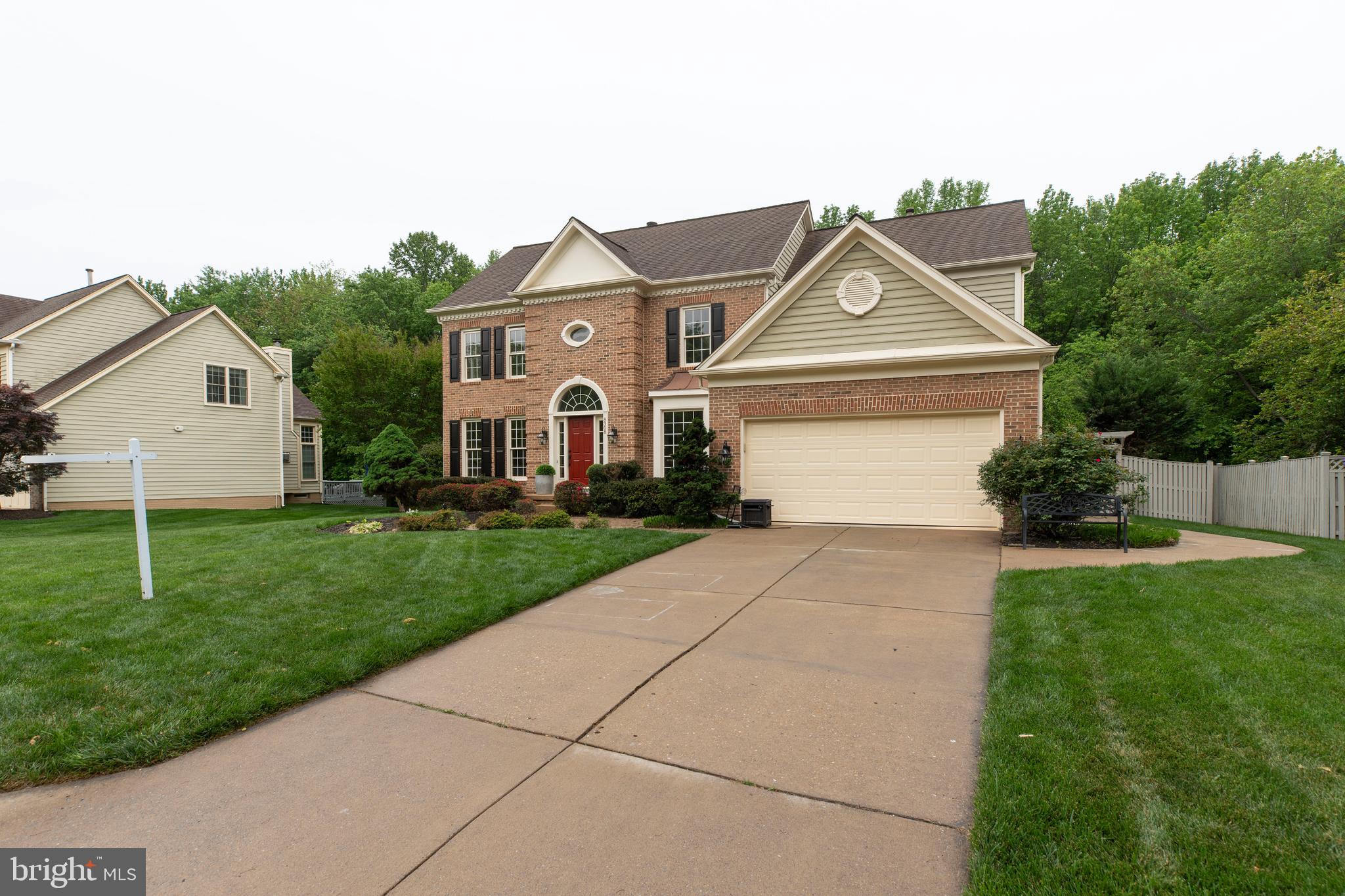 CROSSPOINTE - Residential