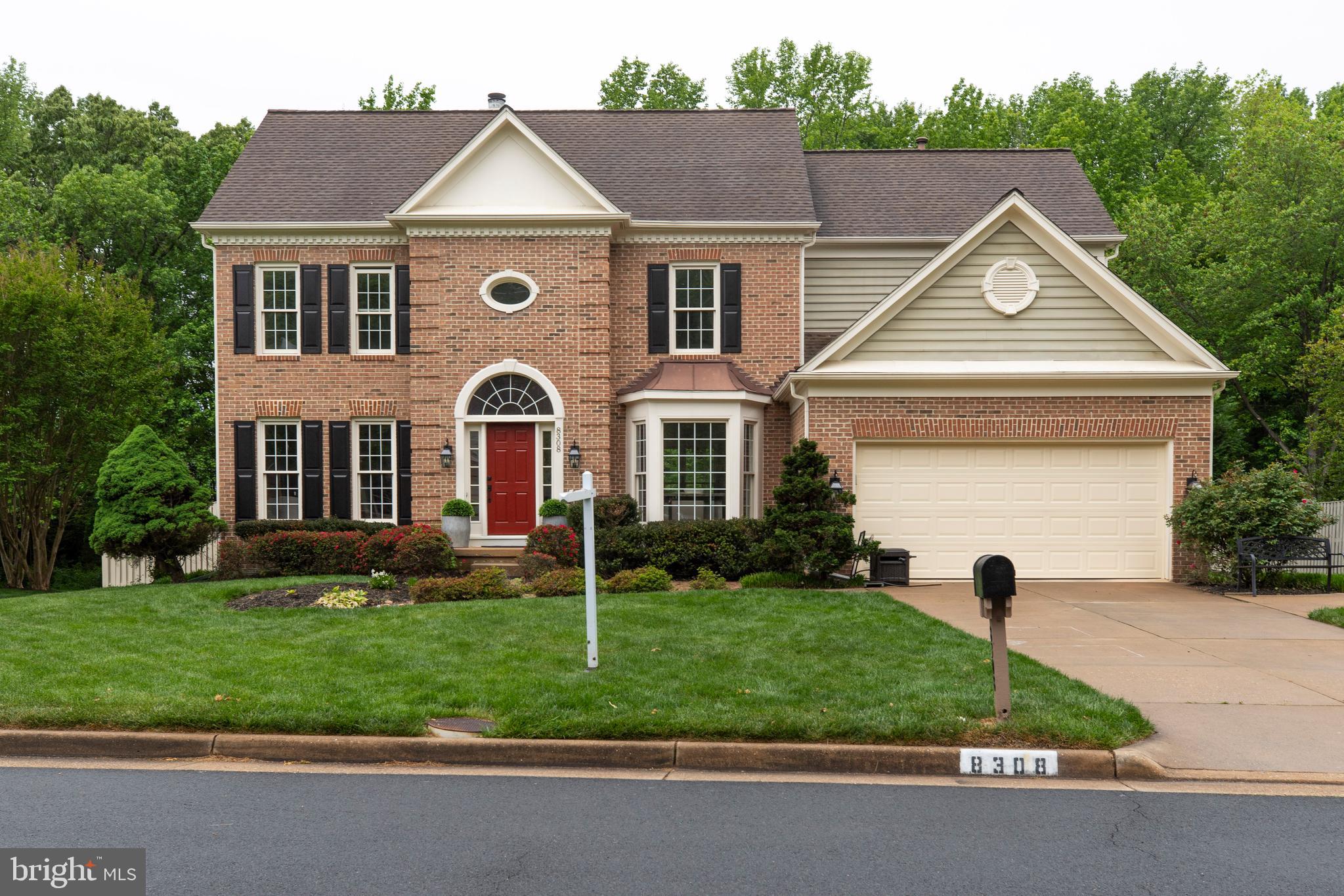 CROSSPOINTE - Residential