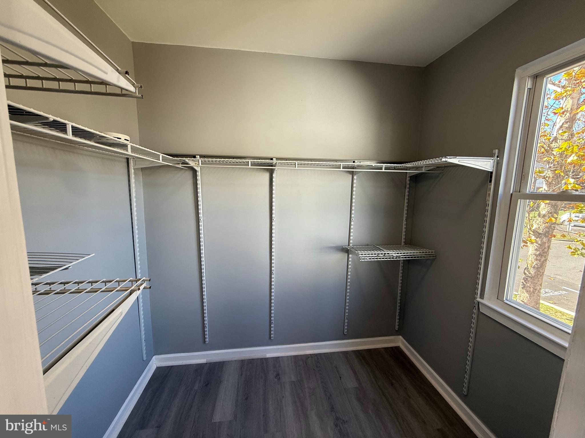 WILLOW HILLS- RESUB PARC - Residential Lease