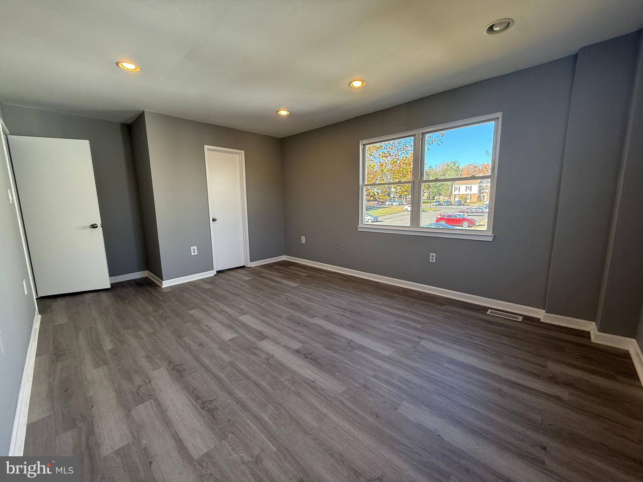 WILLOW HILLS- RESUB PARC - Residential Lease