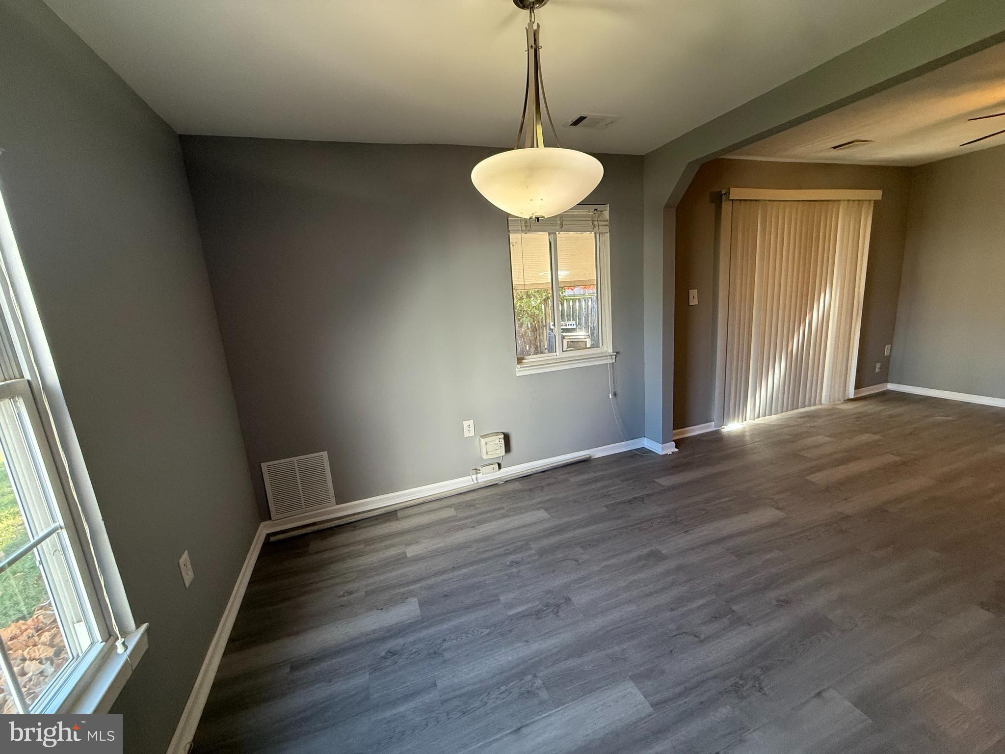 WILLOW HILLS- RESUB PARC - Residential Lease