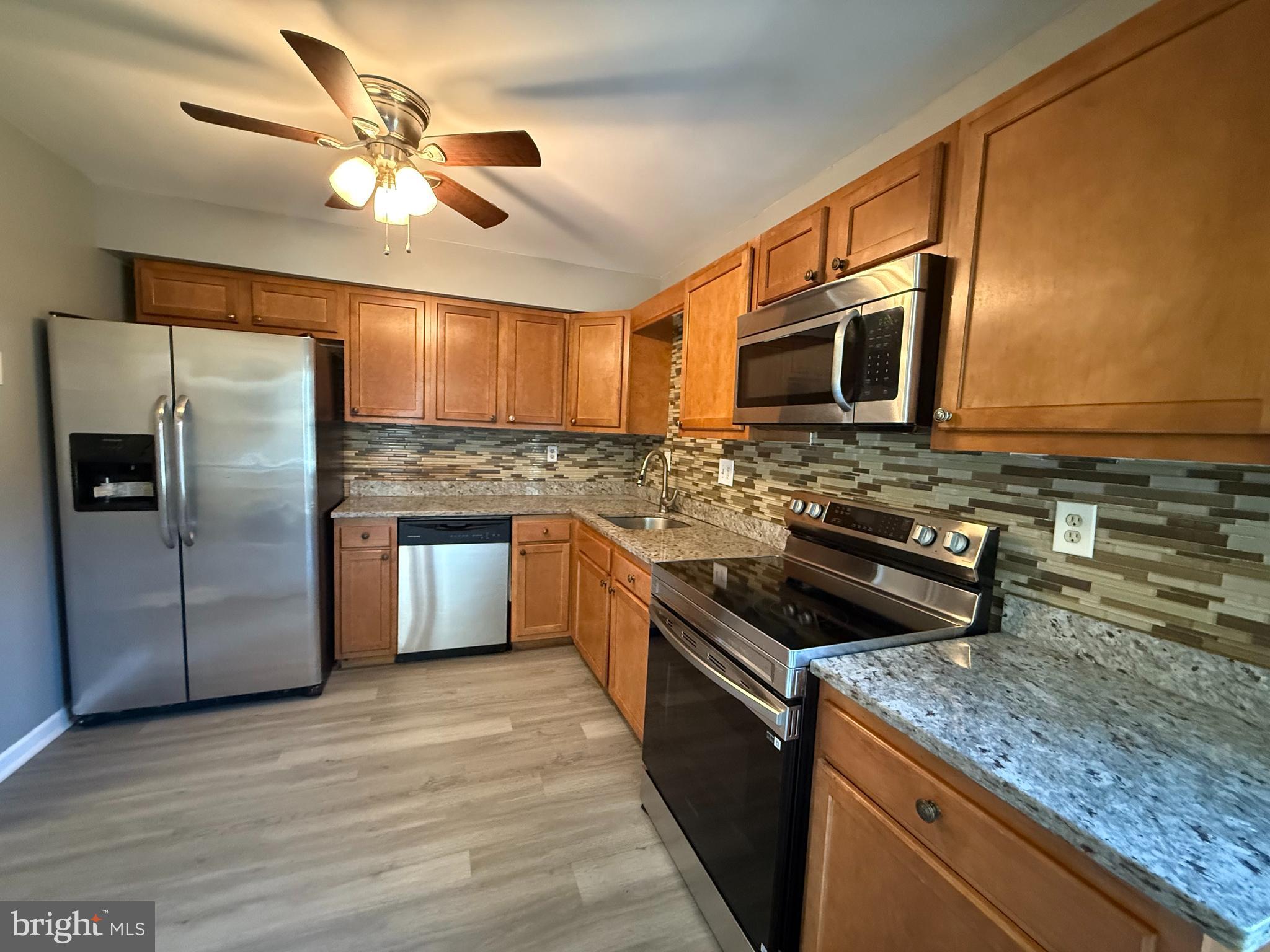 WILLOW HILLS- RESUB PARC - Residential Lease