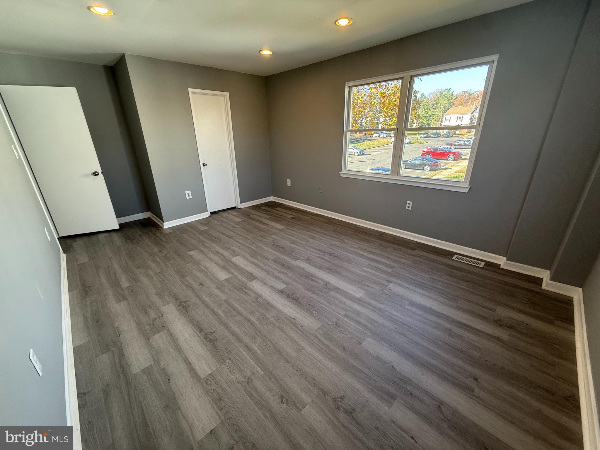 WILLOW HILLS- RESUB PARC - Residential Lease