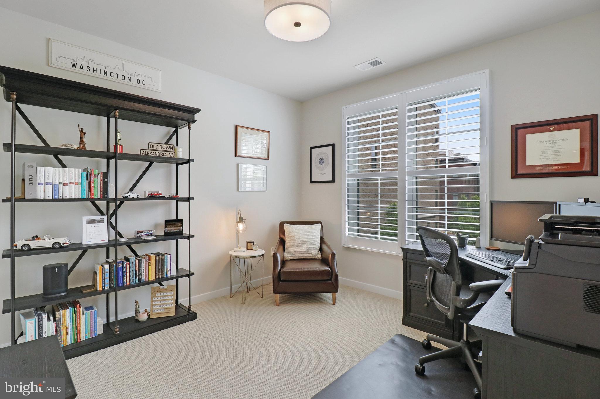 UNION PARK AT MCLEAN - Residential