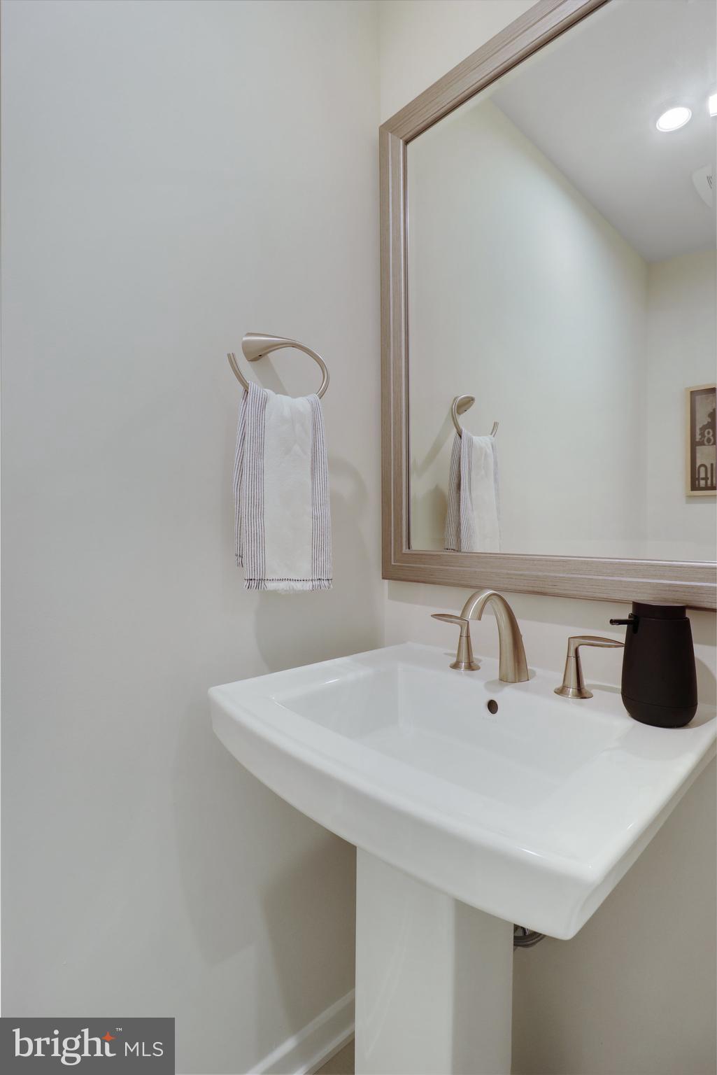 UNION PARK AT MCLEAN - Residential