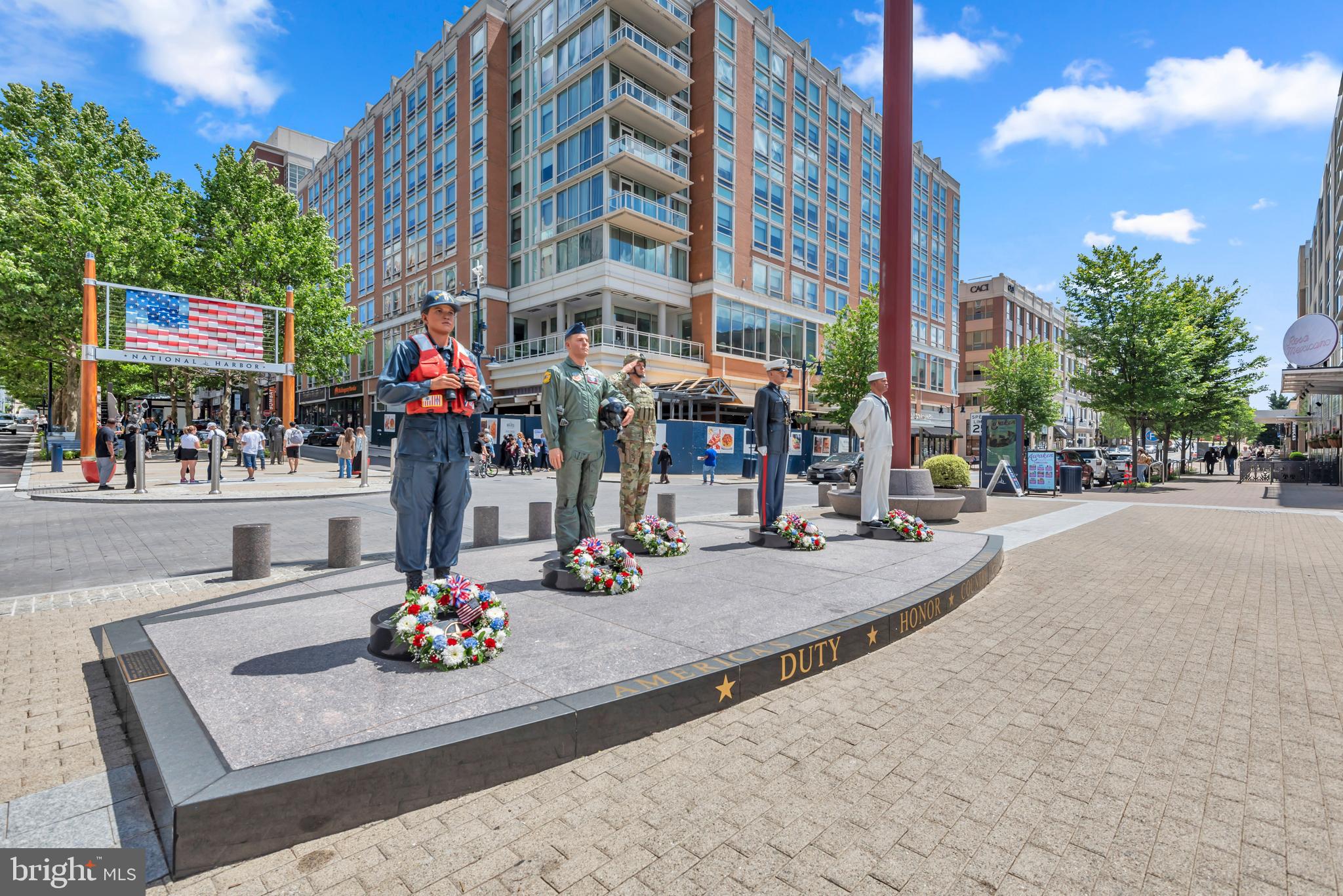 NATIONAL HARBOR - Residential