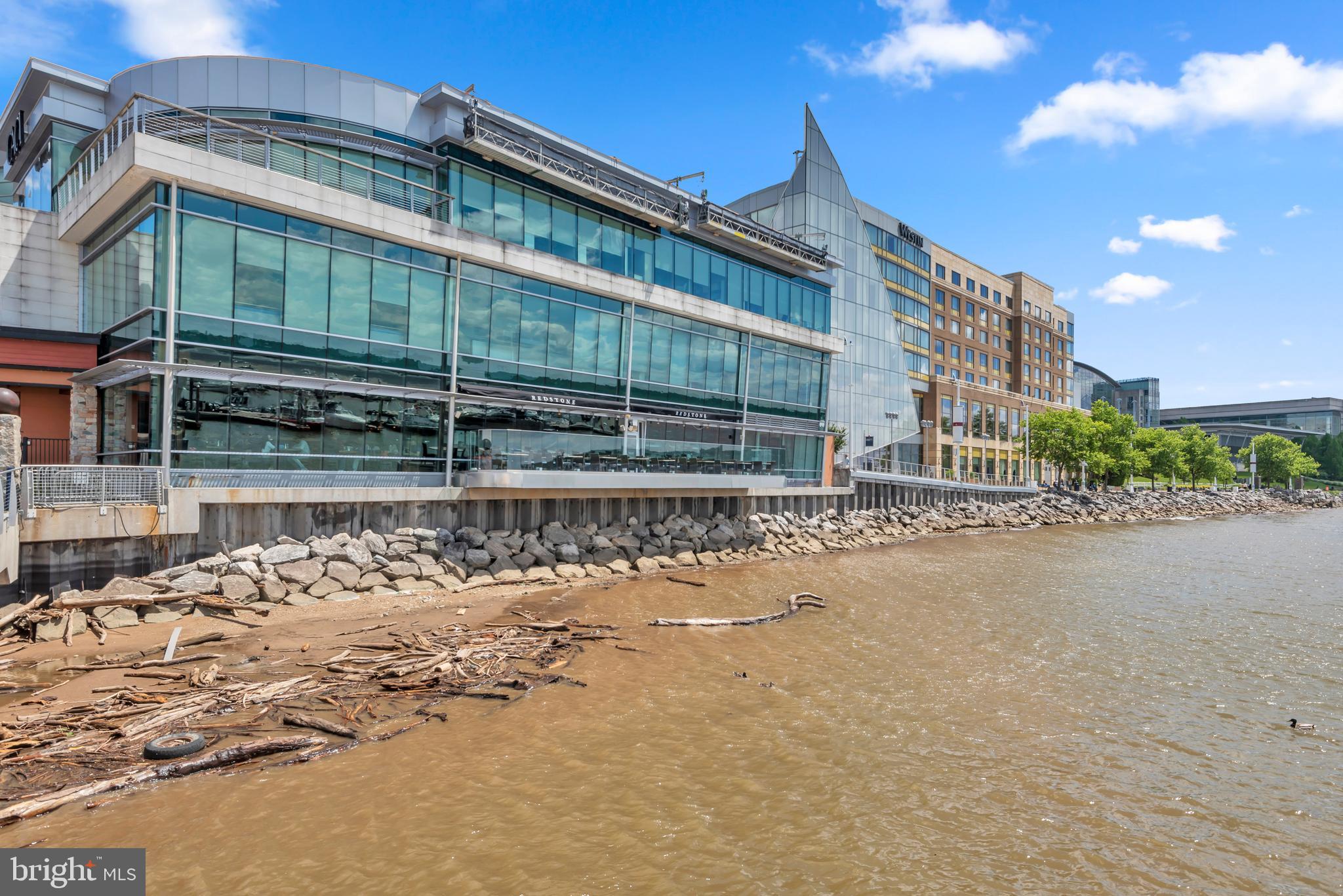 NATIONAL HARBOR - Residential