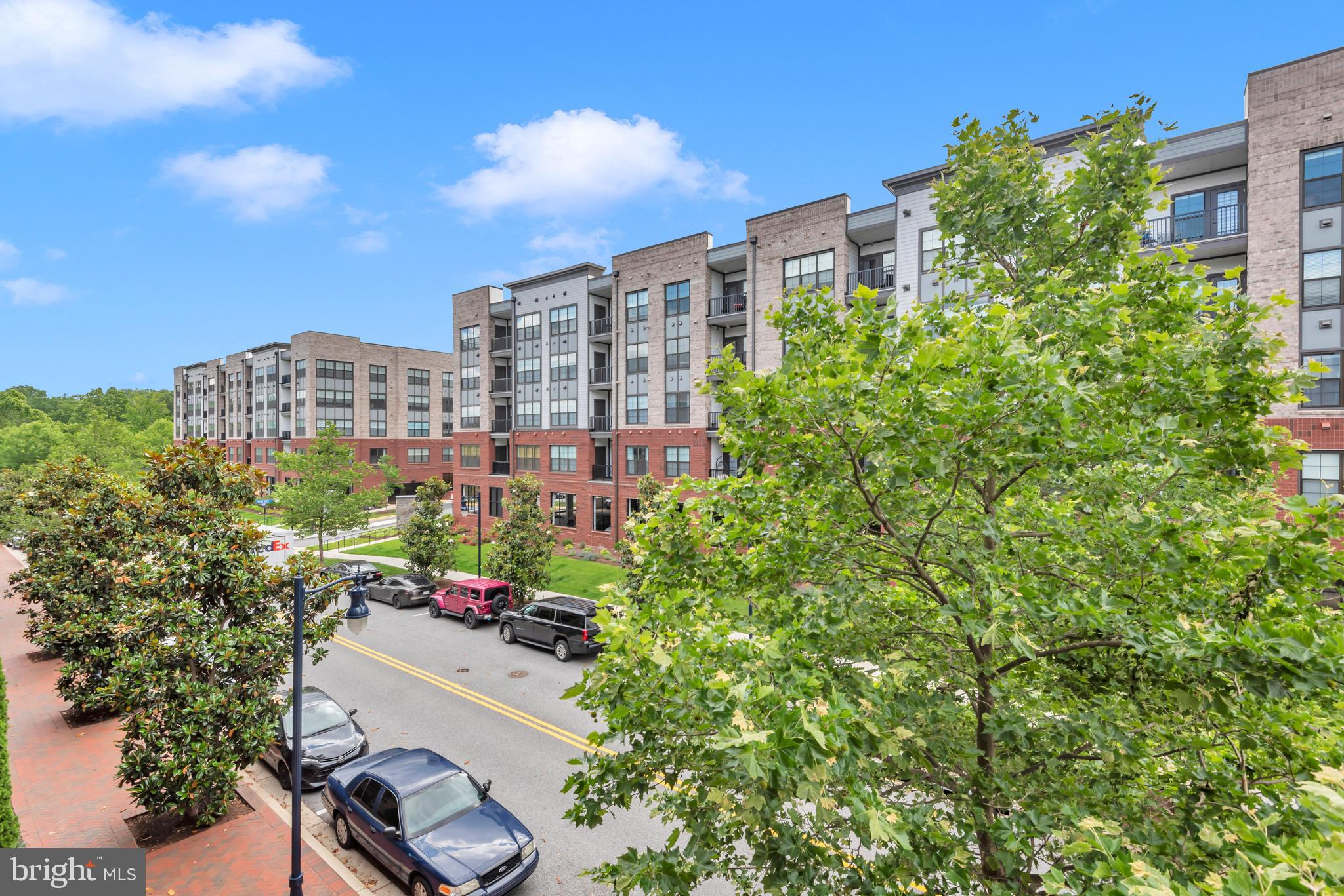 NATIONAL HARBOR - Residential