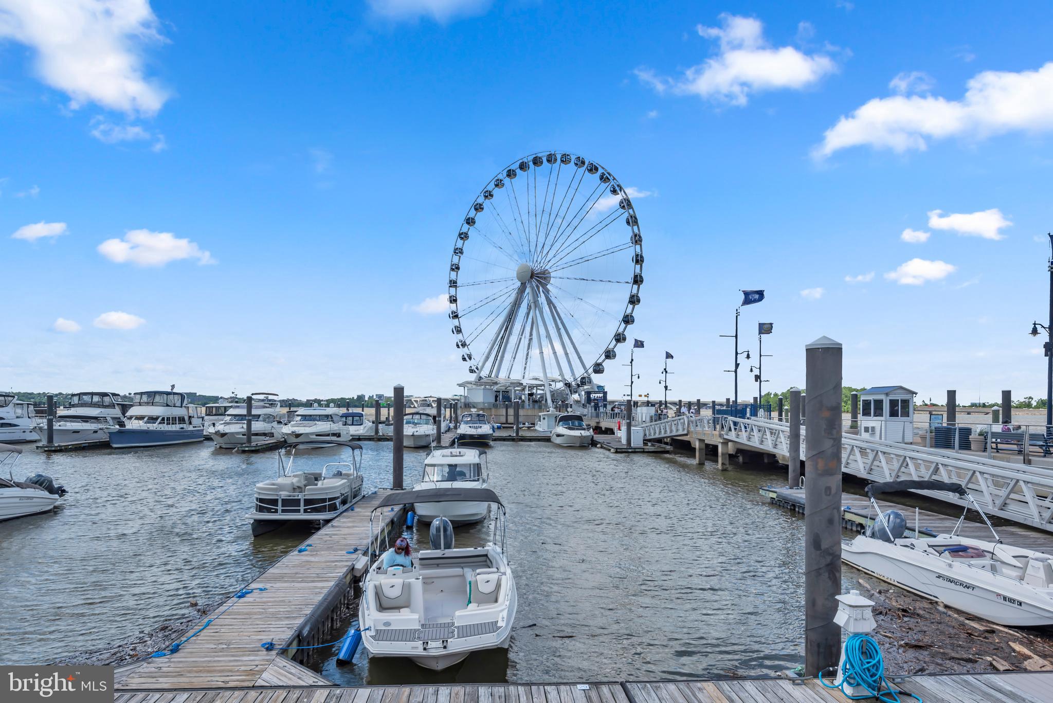 NATIONAL HARBOR - Residential