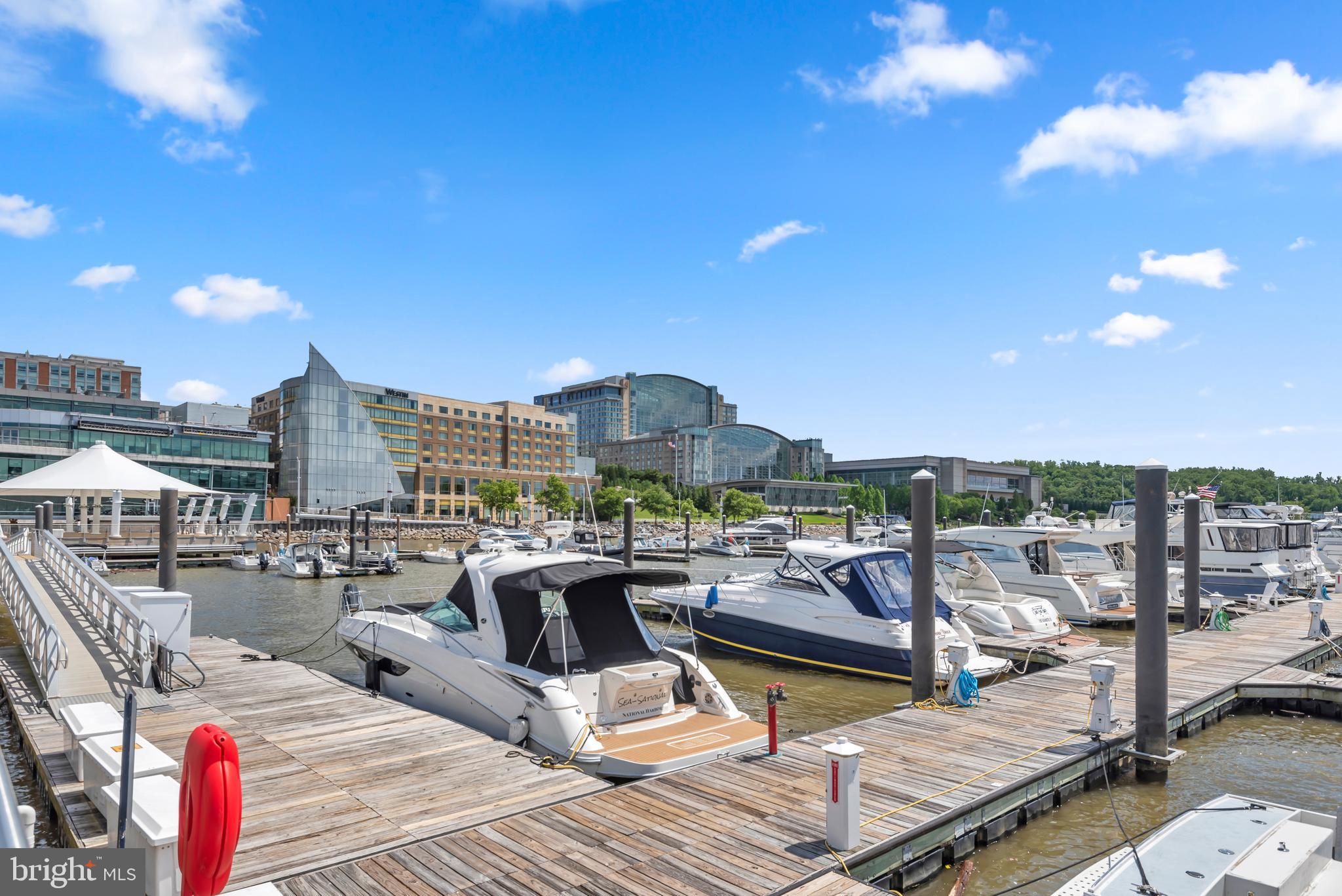 NATIONAL HARBOR - Residential