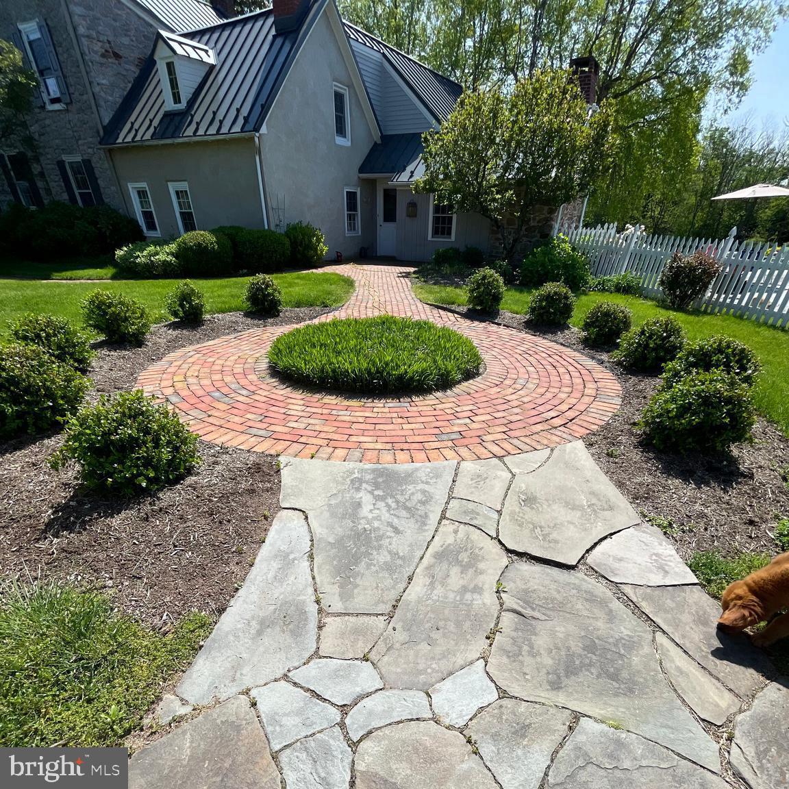 371 OLD TULPEHOCKEN ROAD