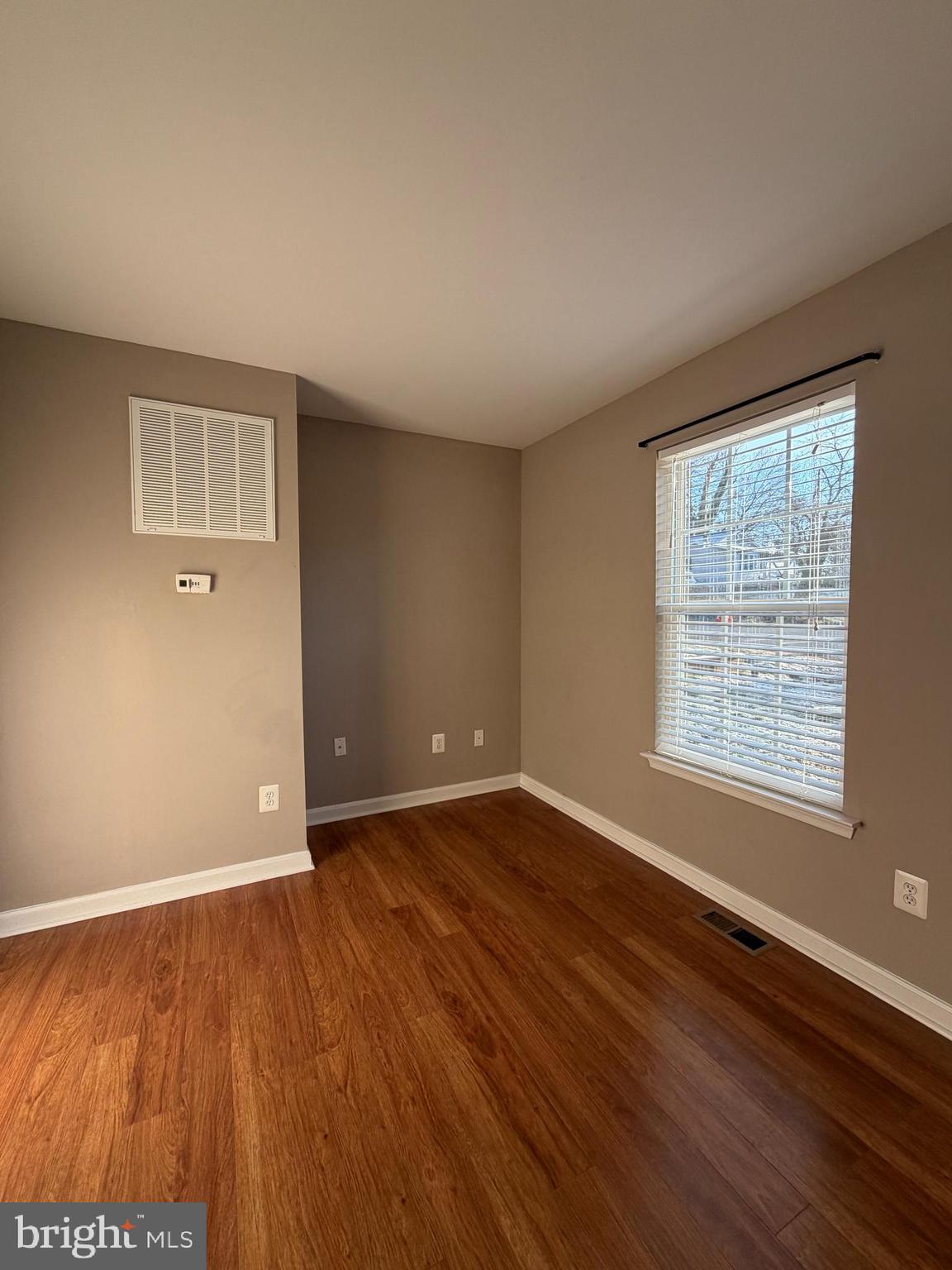 8910 LOUISVILLE AVENUE