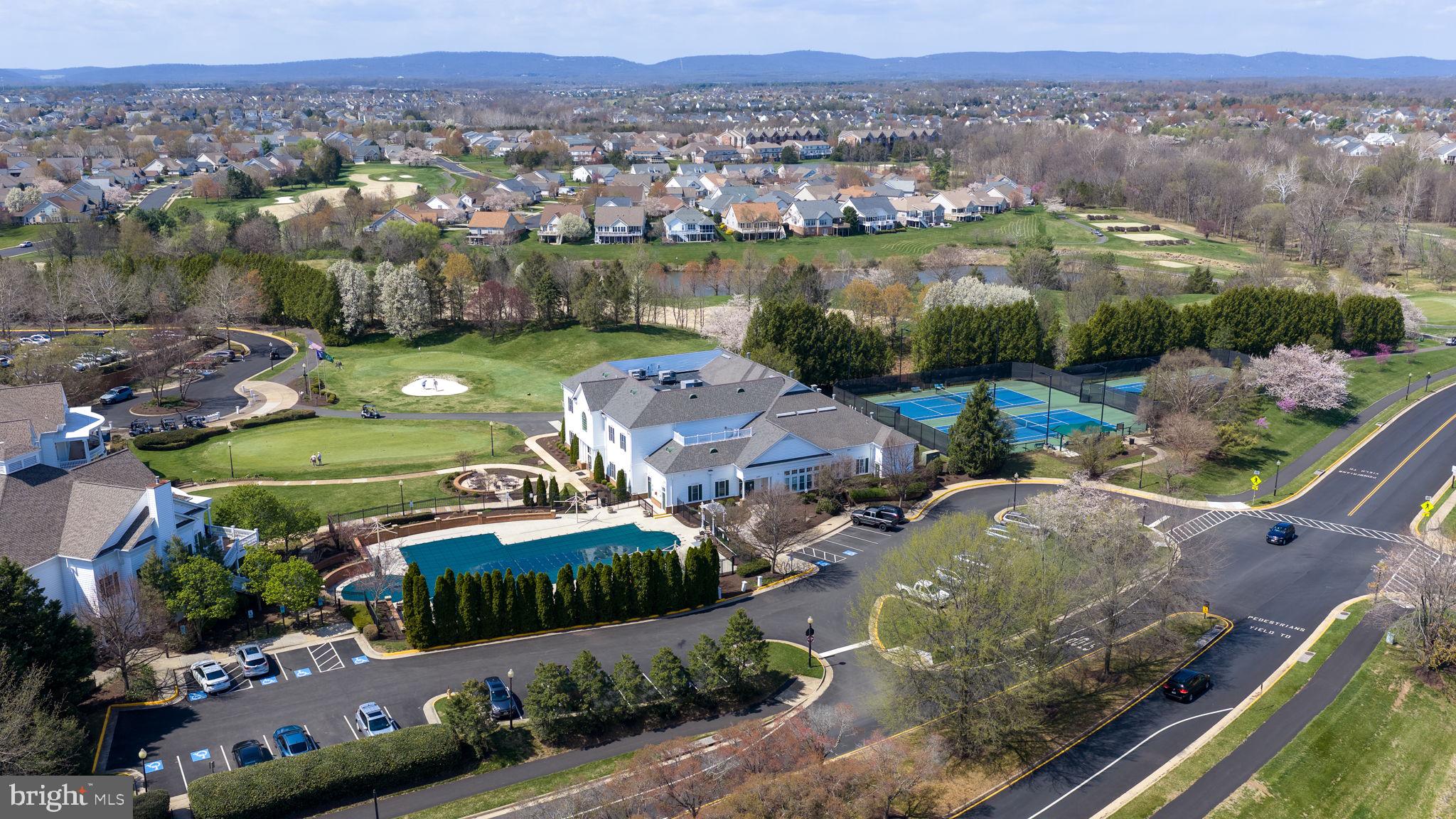 HERITAGE HUNT - Residential