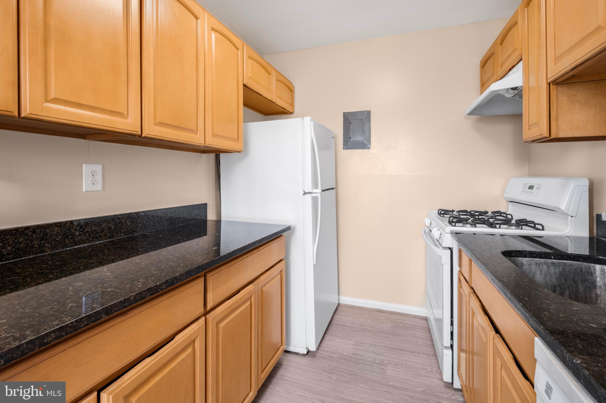 CARROLLAN GARDENS - Residential