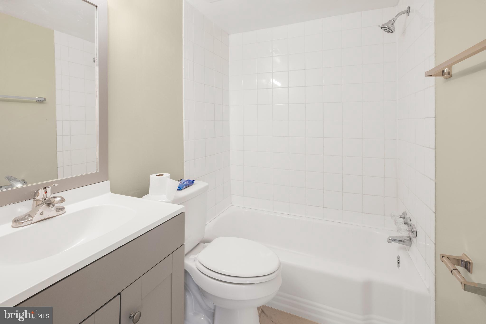 CARROLLAN GARDENS - Residential