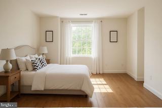 QUEEN VILLAGE - Residential