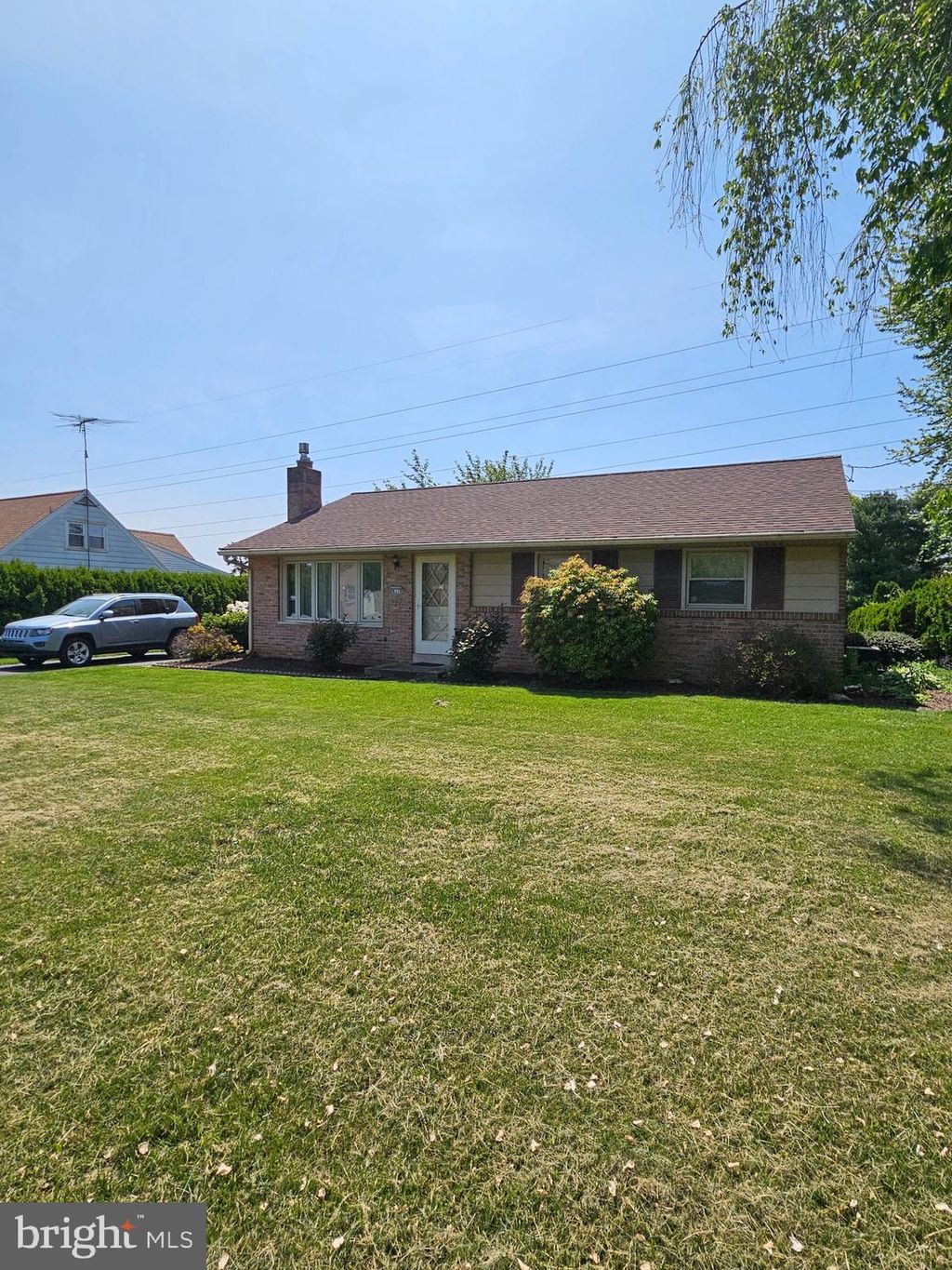 Photo of 6178 SUNDRA CIR, EAST PETERSBURG, PA 17520 (MLS # PALA2035244)