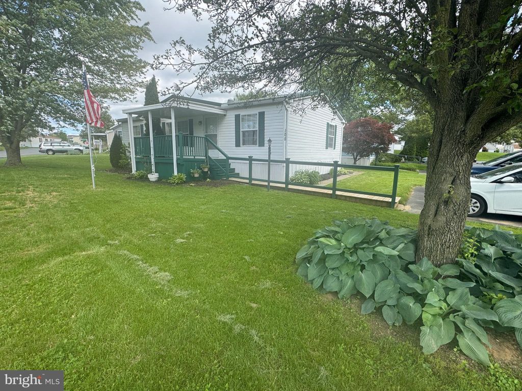 Photo of 108 Wildbriar Court S, LANCASTER, PA 17603 (MLS # PALA2070252)