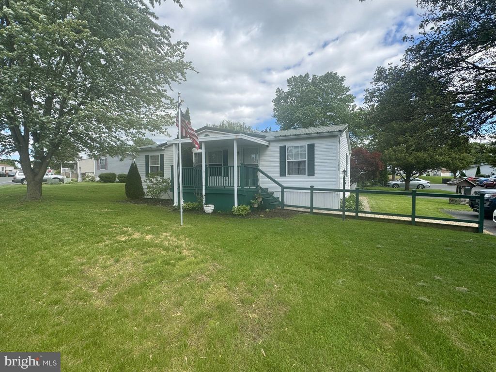 Photo of 108 Wildbriar Court S, LANCASTER, PA 17603 (MLS # PALA2070252)