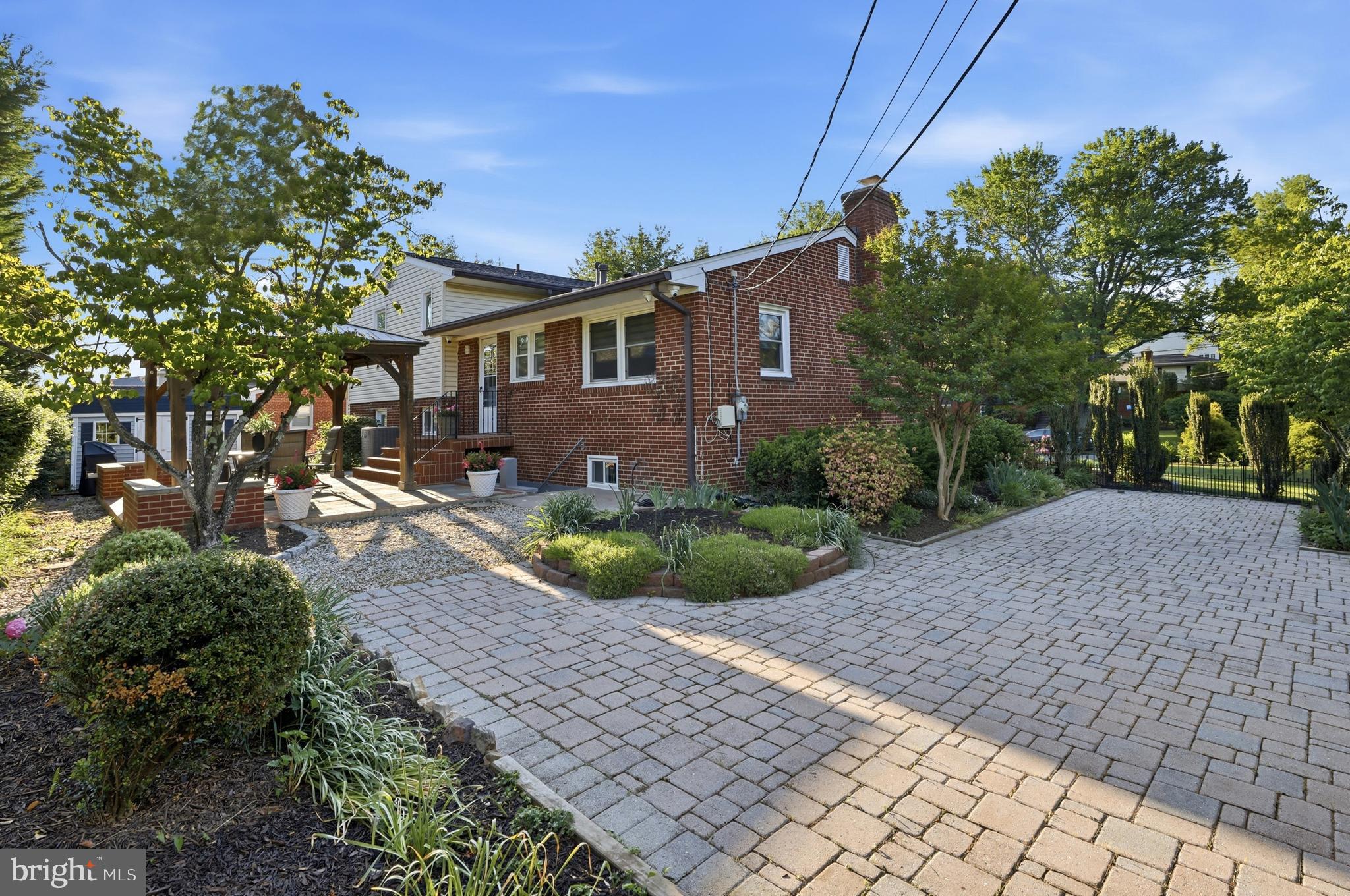 LEWINSVILLE HEIGHTS - Residential