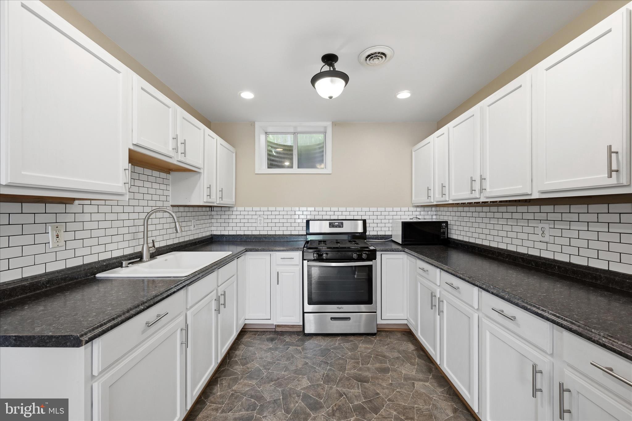 PLANTATION PINES - Residential