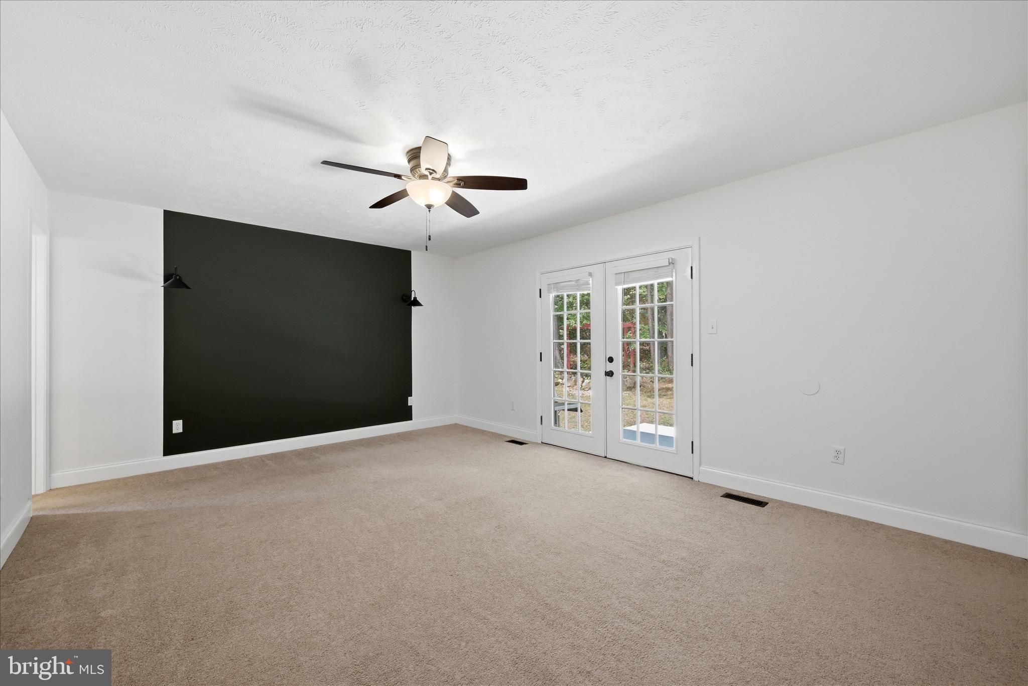 PLANTATION PINES - Residential